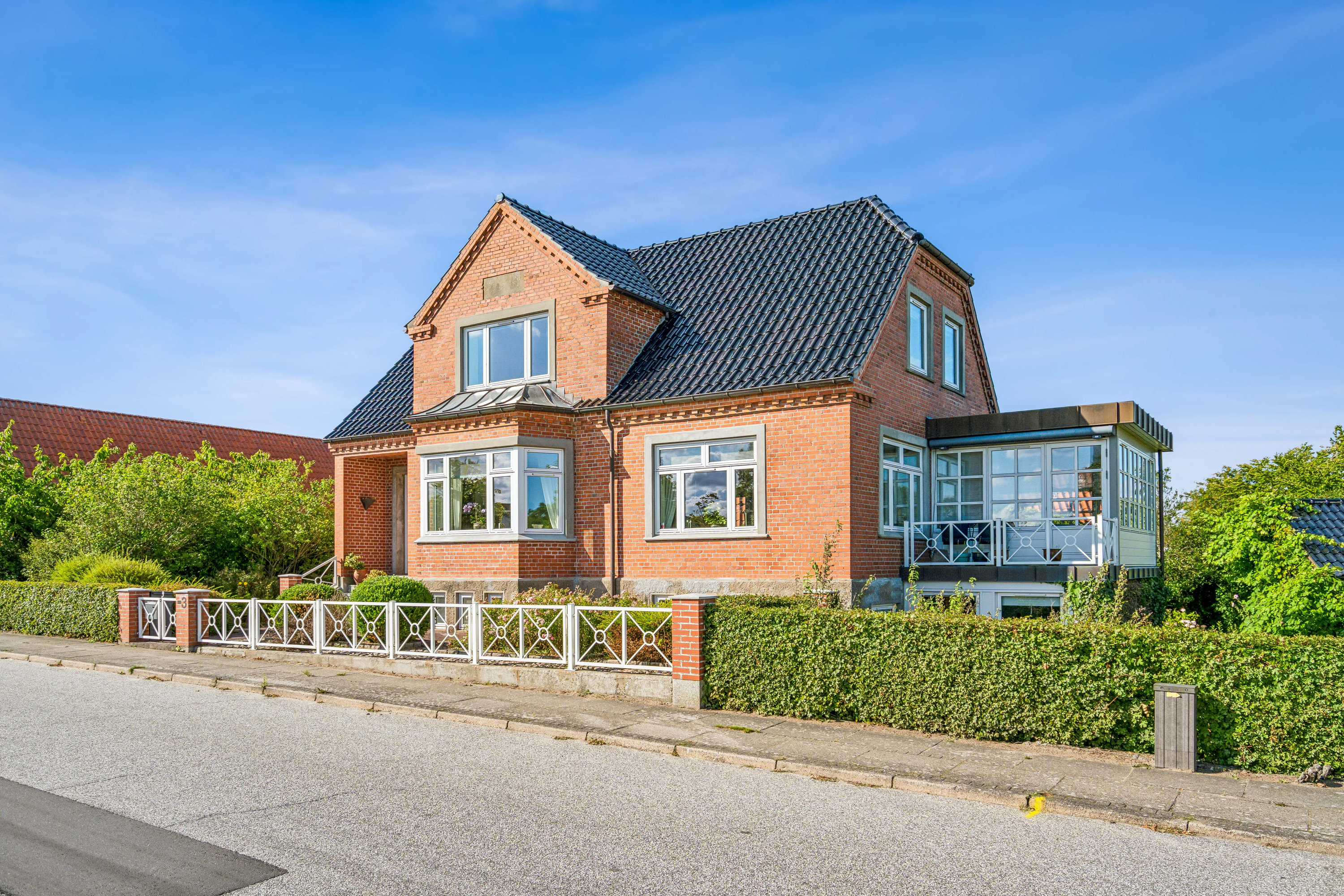 Fremhævet ejendom 1 billede i fuldskærmstilstand. Billede af Engvej 3, 9280 Storvorde