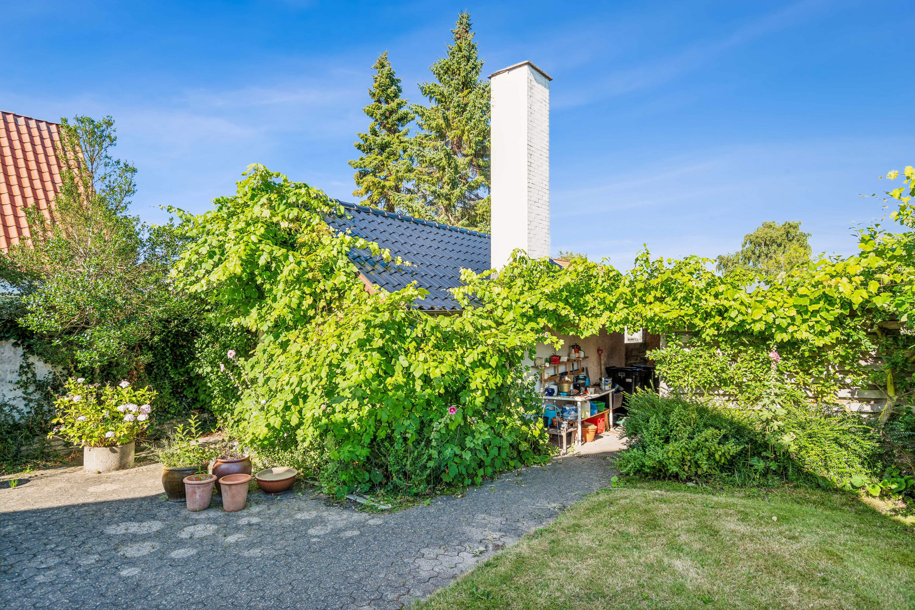 Fremhævet have billede i fuldskærmstilstand. Billede af Engvej 3, 9280 Storvorde