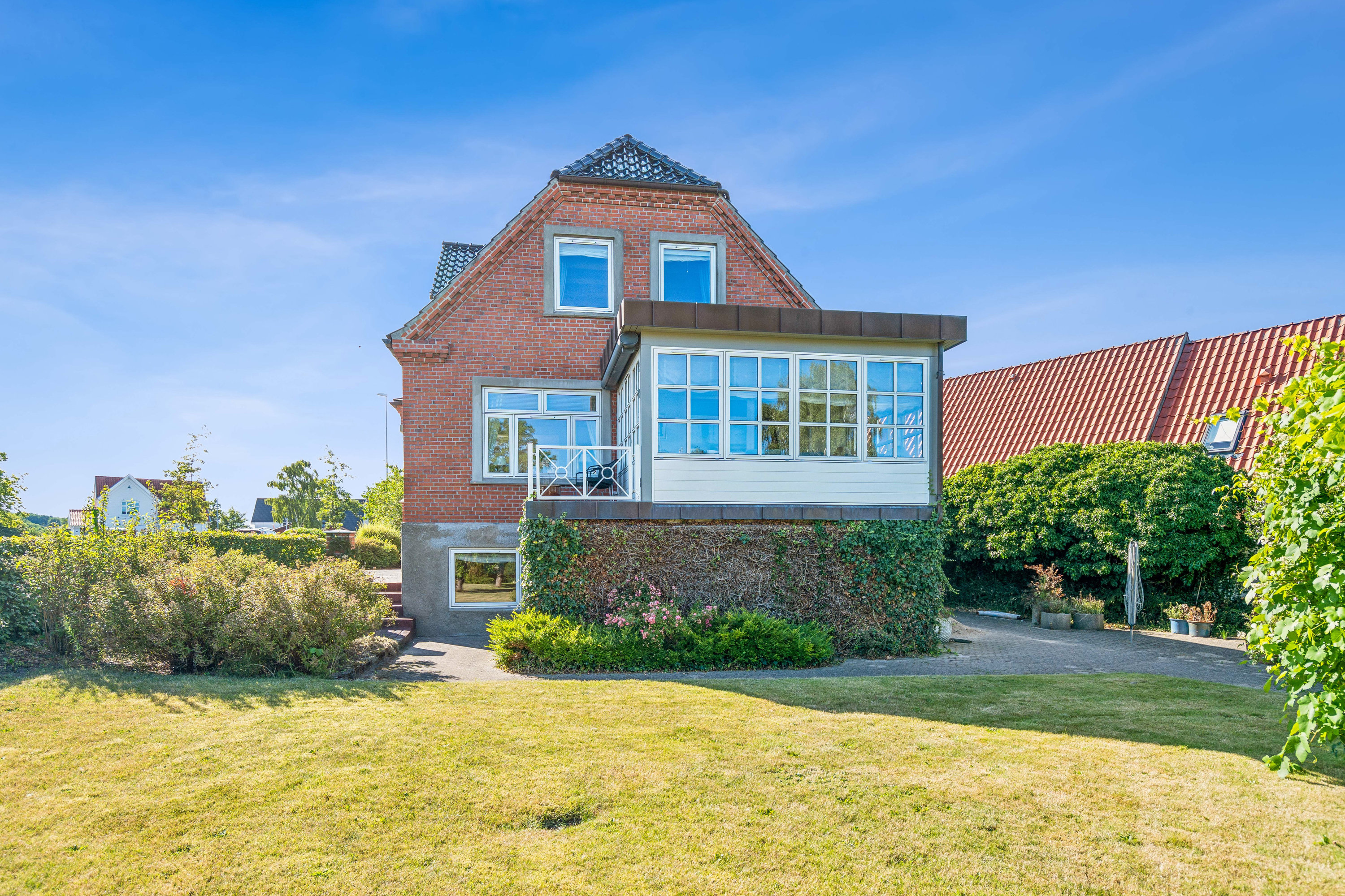 Fremhævet ejendom 1 billede i fuldskærmstilstand. Billede af Engvej 3, 9280 Storvorde