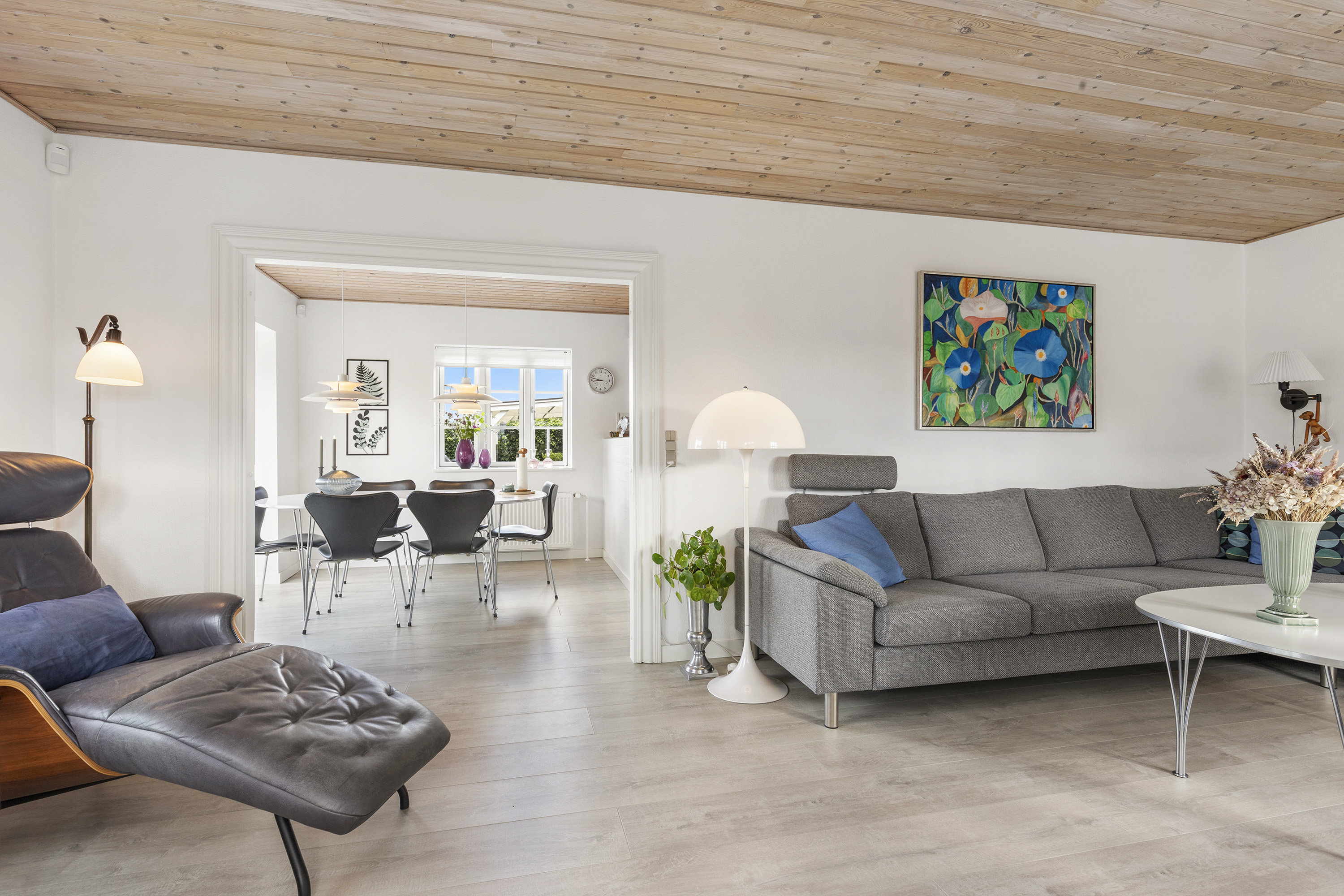 Fremhævet stue billede i fuldskærmstilstand. Billede af Stenberggade 21, 9700 Brønderslev