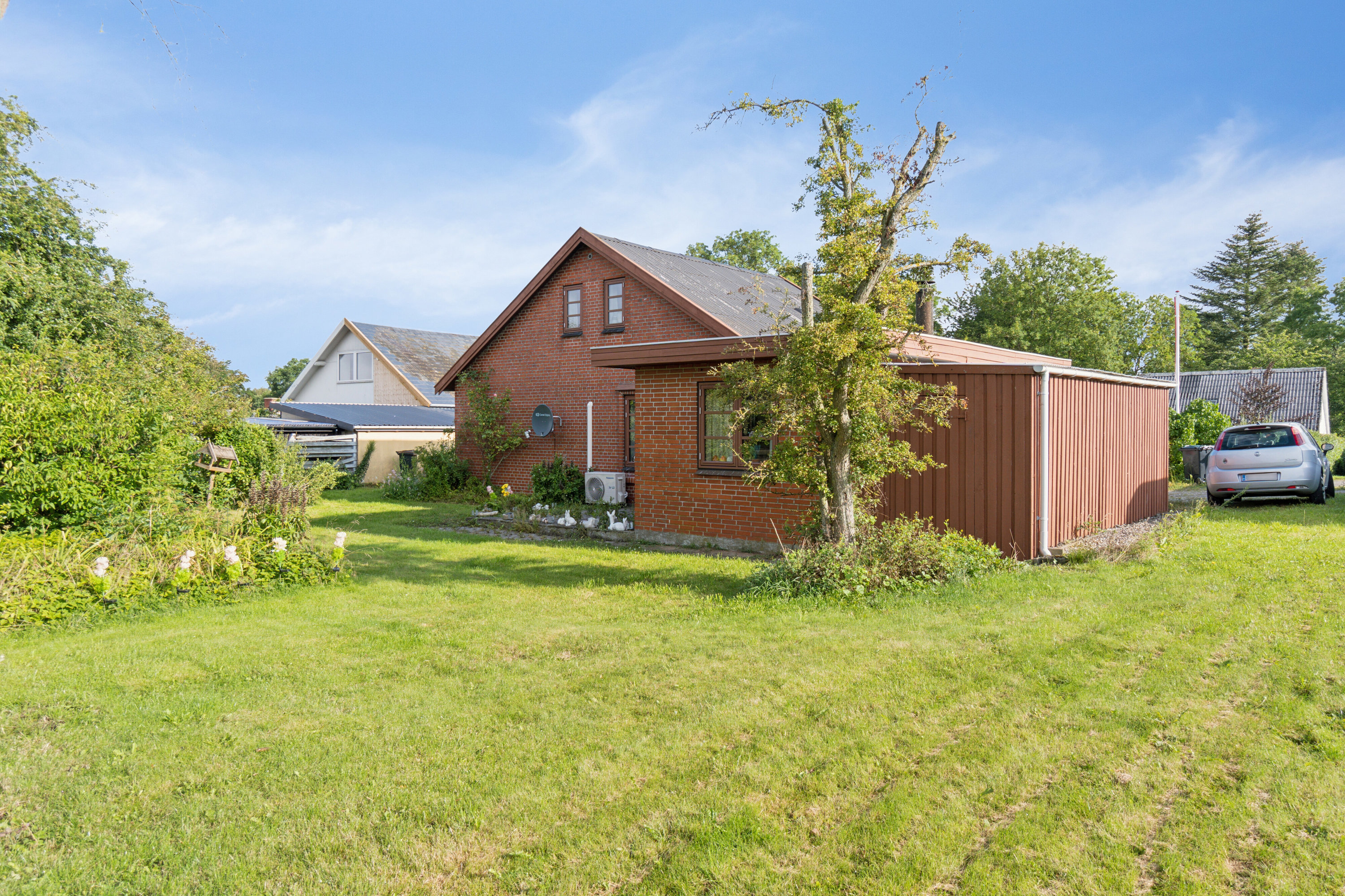 Fremhævet set fra haven billede i fuldskærmstilstand. Billede af Hyllestedvej 22, Hyllested, 4261 Dalmose