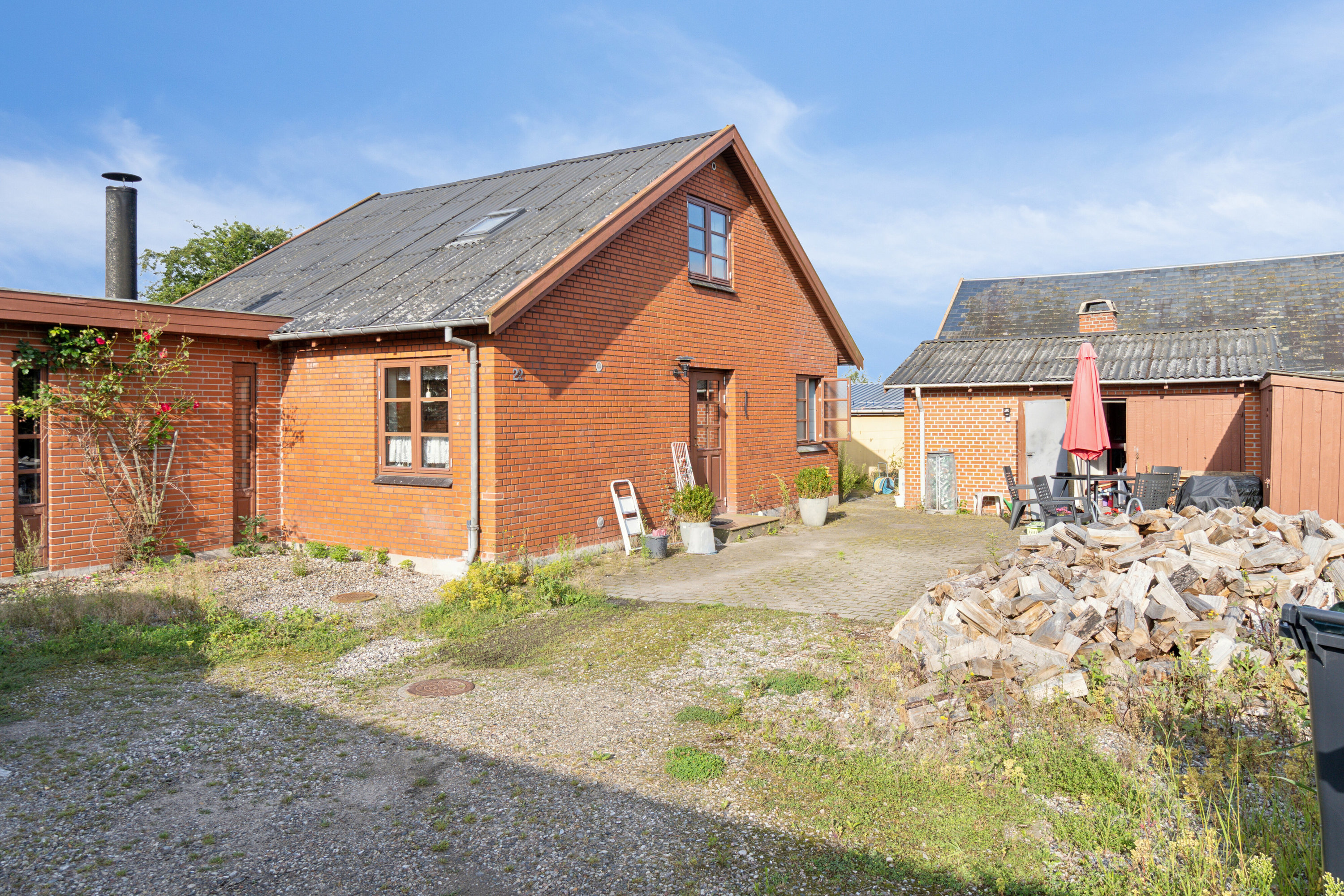 Fremhævet set fra haven billede i fuldskærmstilstand. Billede af Hyllestedvej 22, Hyllested, 4261 Dalmose