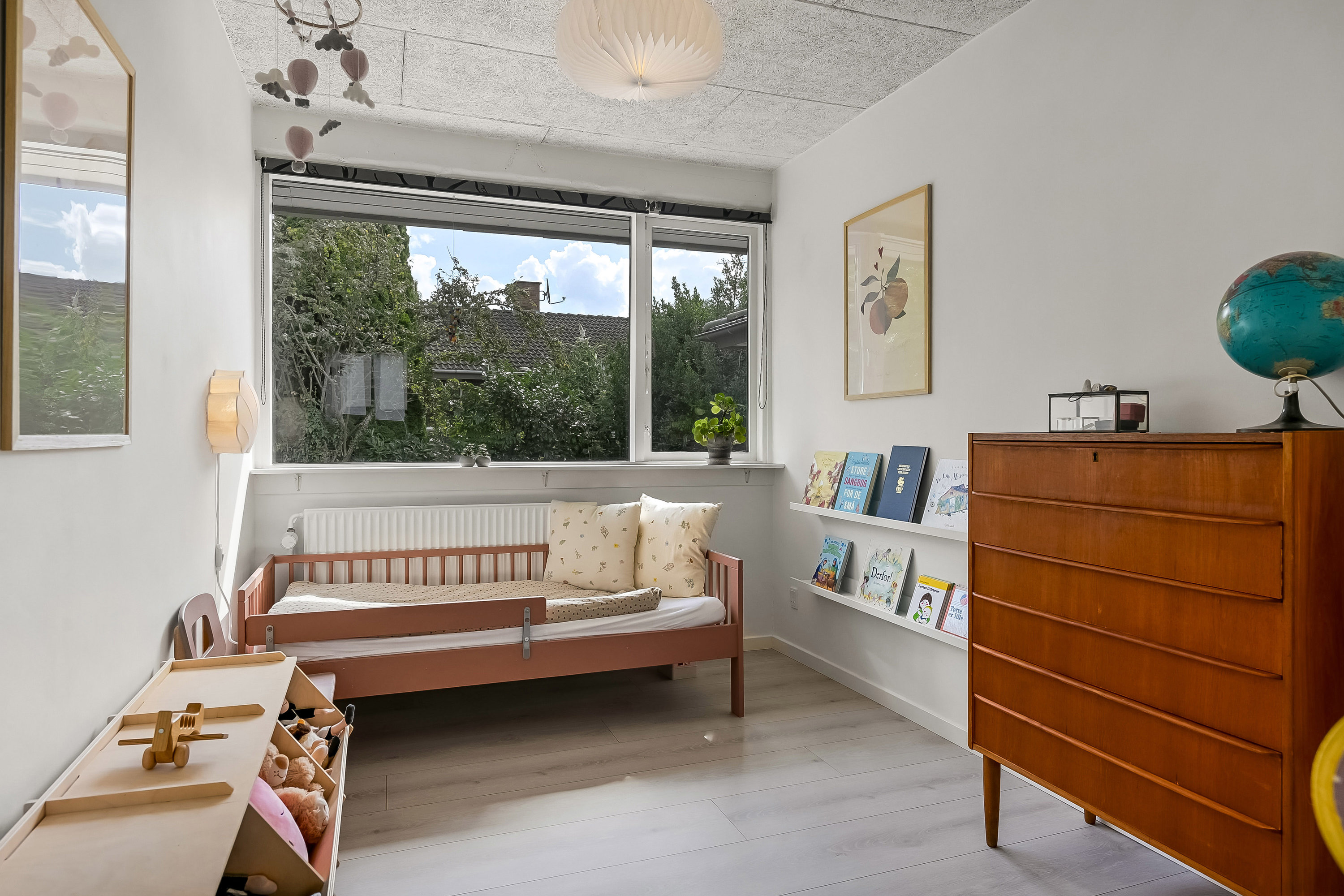 Fremhævet værelse billede i fuldskærmstilstand. Billede af Poppelvænget 15, Skrillinge, 5500 Middelfart