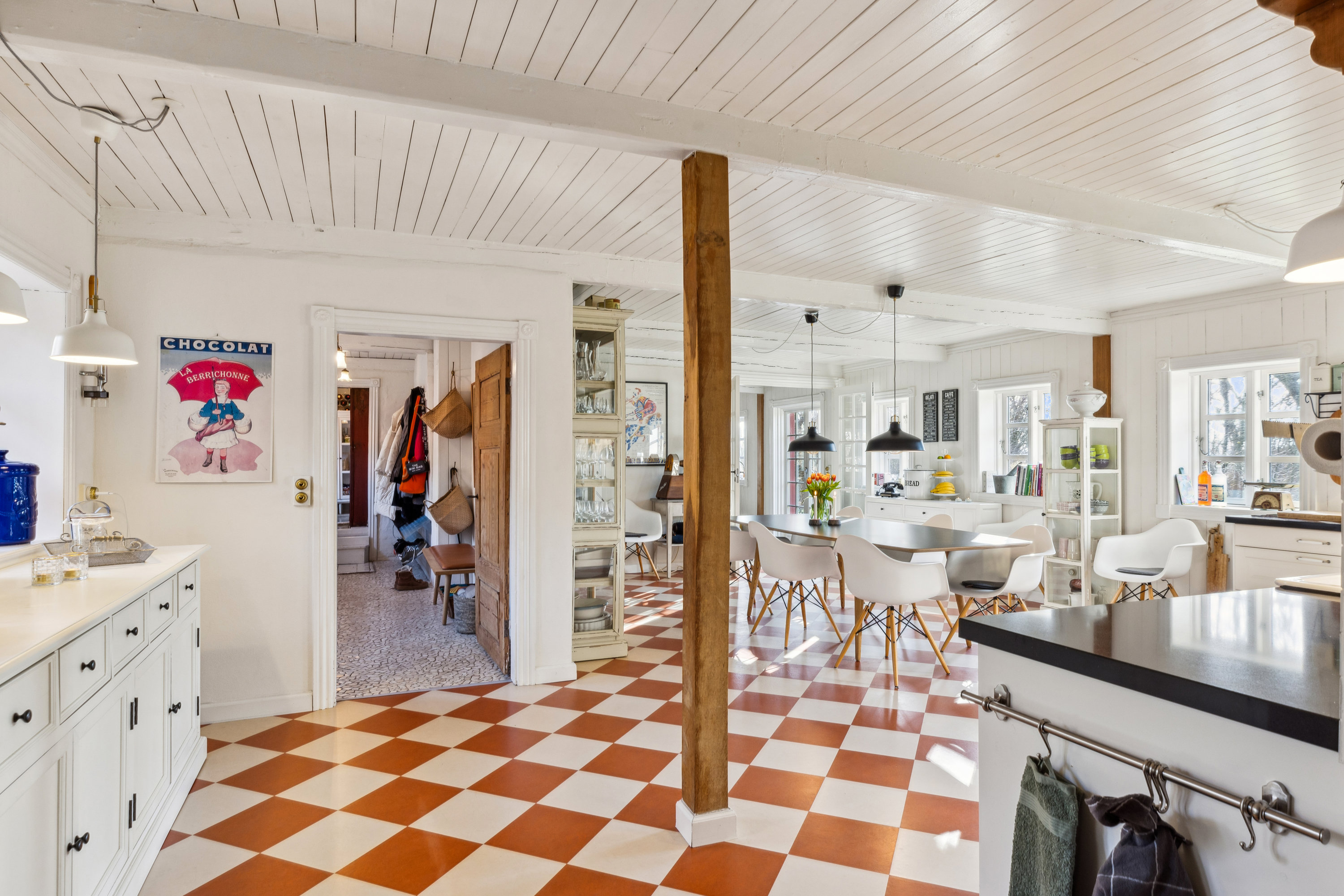 Fremhævet køkken alrum billede i fuldskærmstilstand. Billede af Alsbrovej 5A, Sejstrup, 6740 Bramming