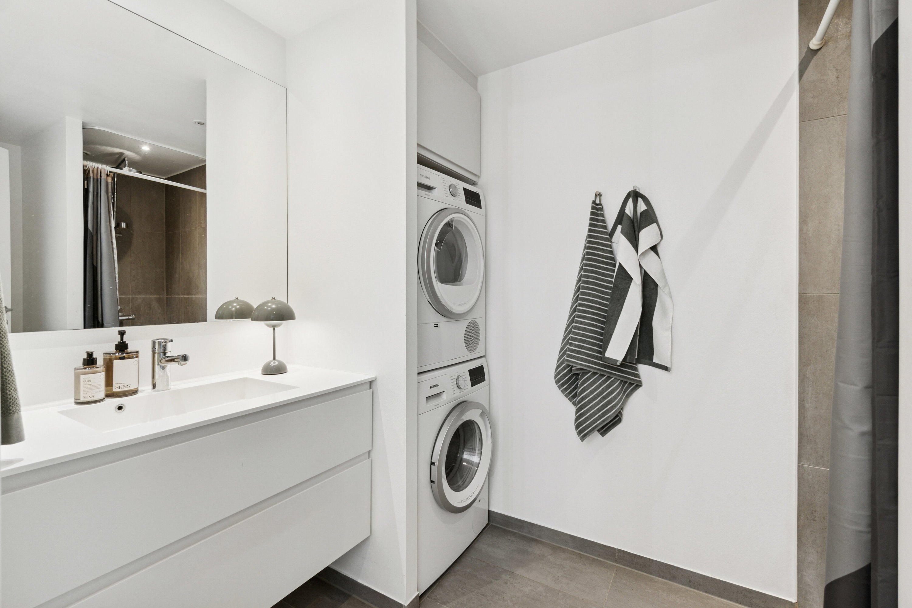 Fremhævet badeværelse billede i fuldskærmstilstand. Billede af Alliancevej 8B, 2. 4., 2450 København SV