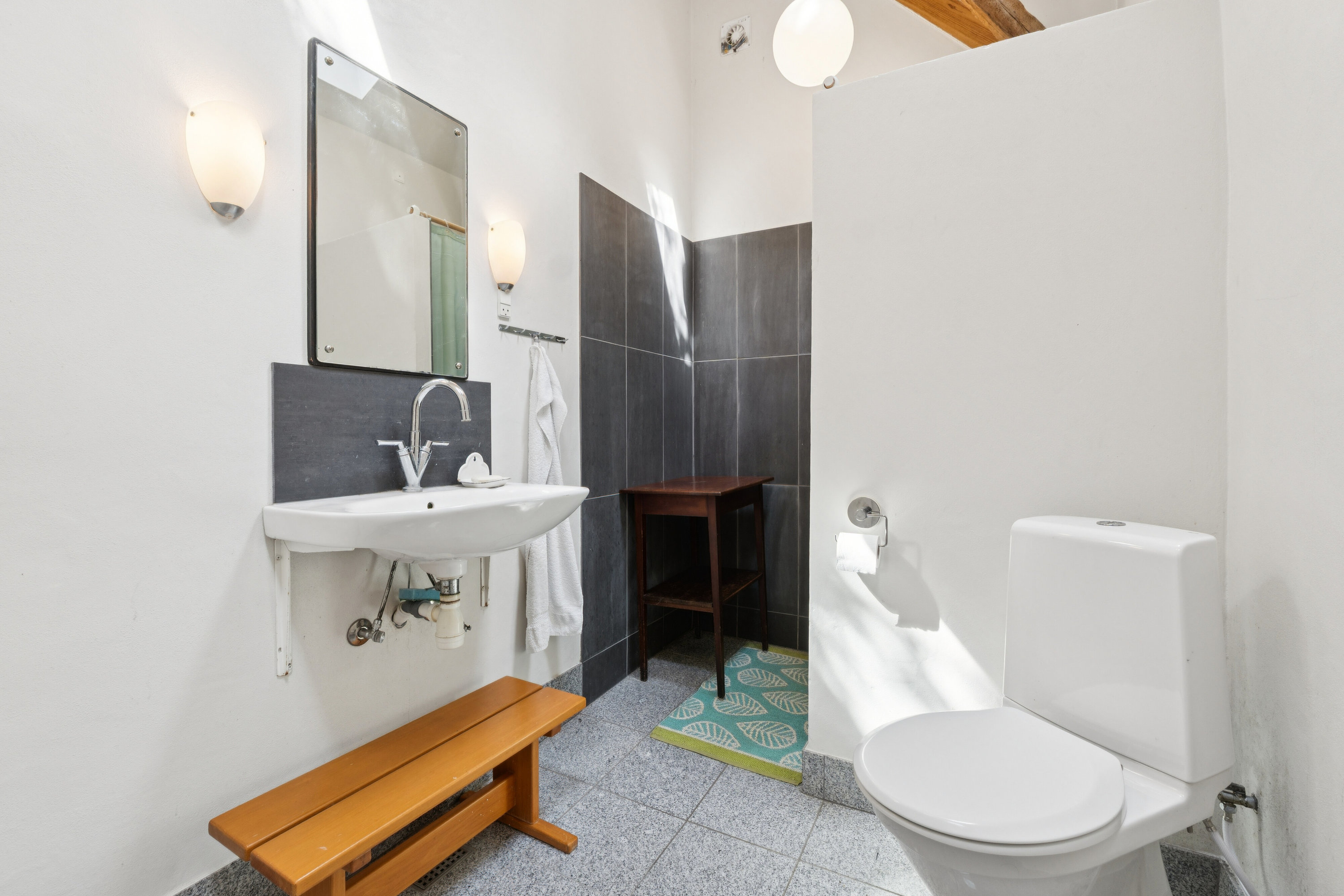 Fremhævet badeværelse billede i fuldskærmstilstand. Billede af Vesteregnsvej 22, Vesteregnen, 5932 Humble