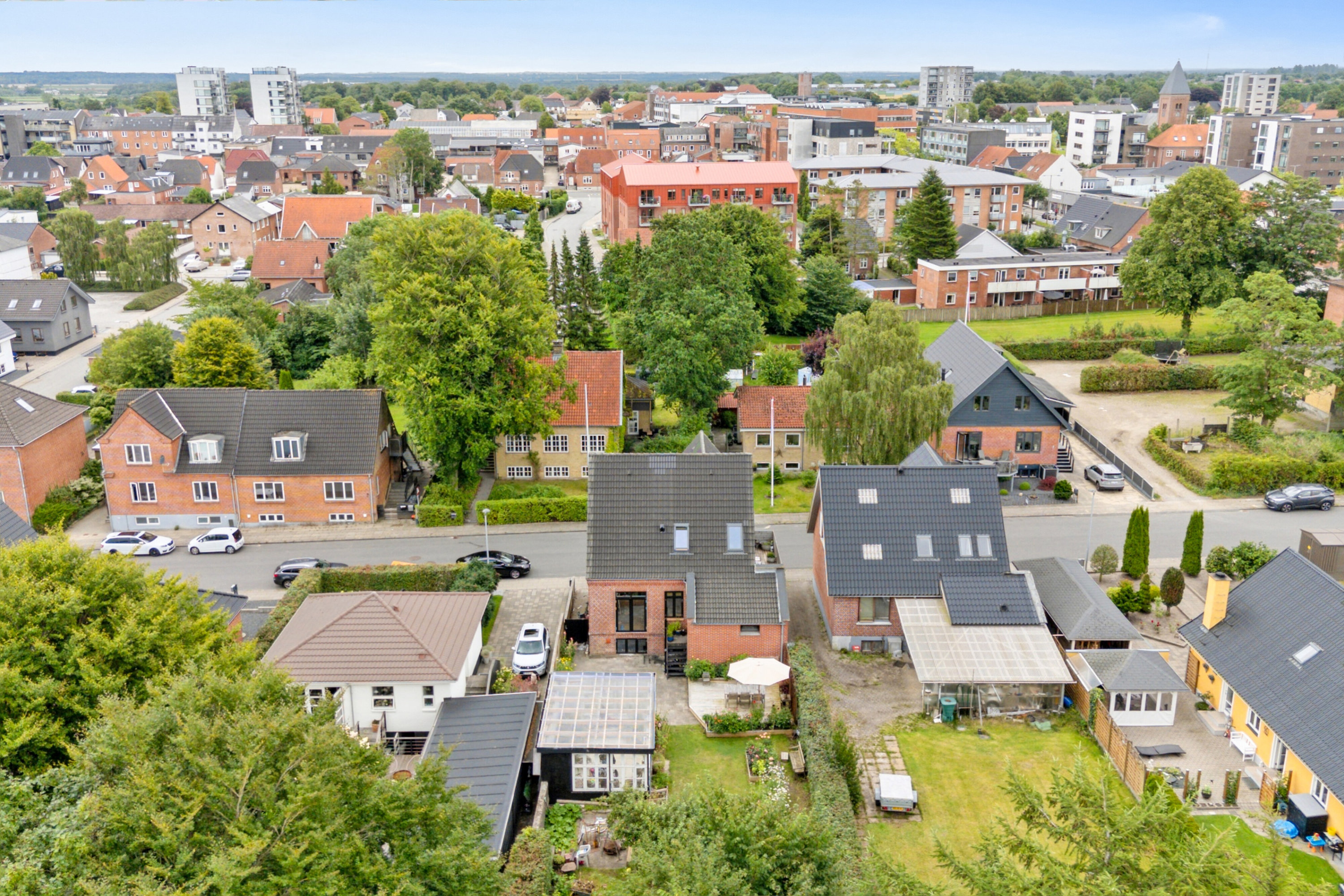 Fremhævet luftfoto billede i fuldskærmstilstand. Billede af Enghavevej 5, 7430 Ikast