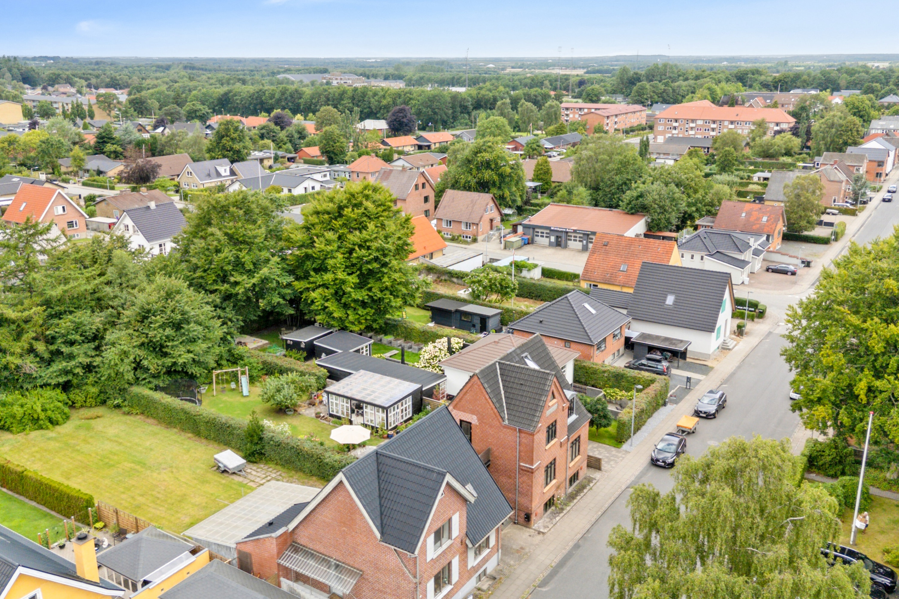 Fremhævet luftfoto billede i fuldskærmstilstand. Billede af Enghavevej 5, 7430 Ikast