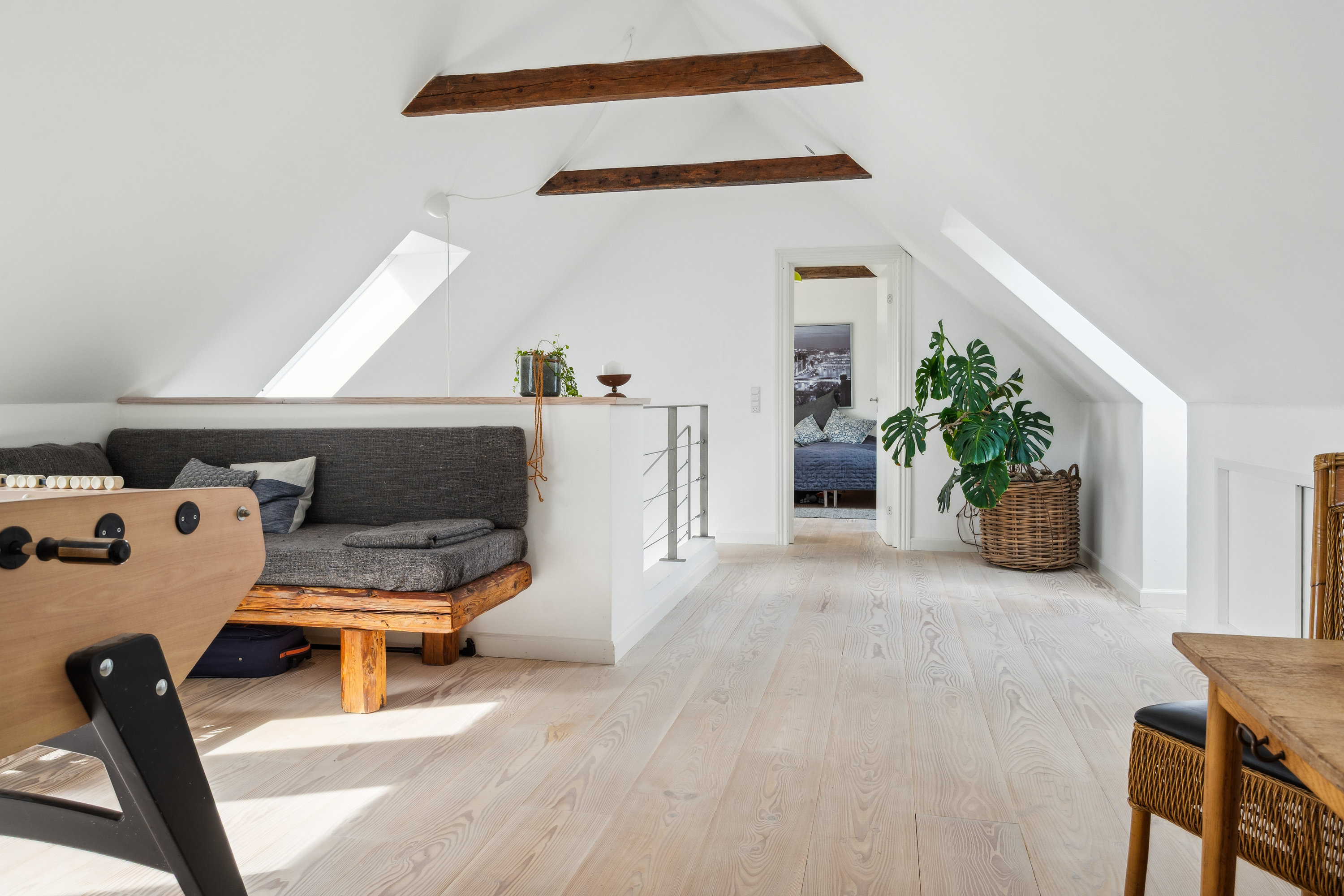 Fremhævet stue billede i fuldskærmstilstand. Billede af Haarvej 19, Sandby, 8382 Hinnerup