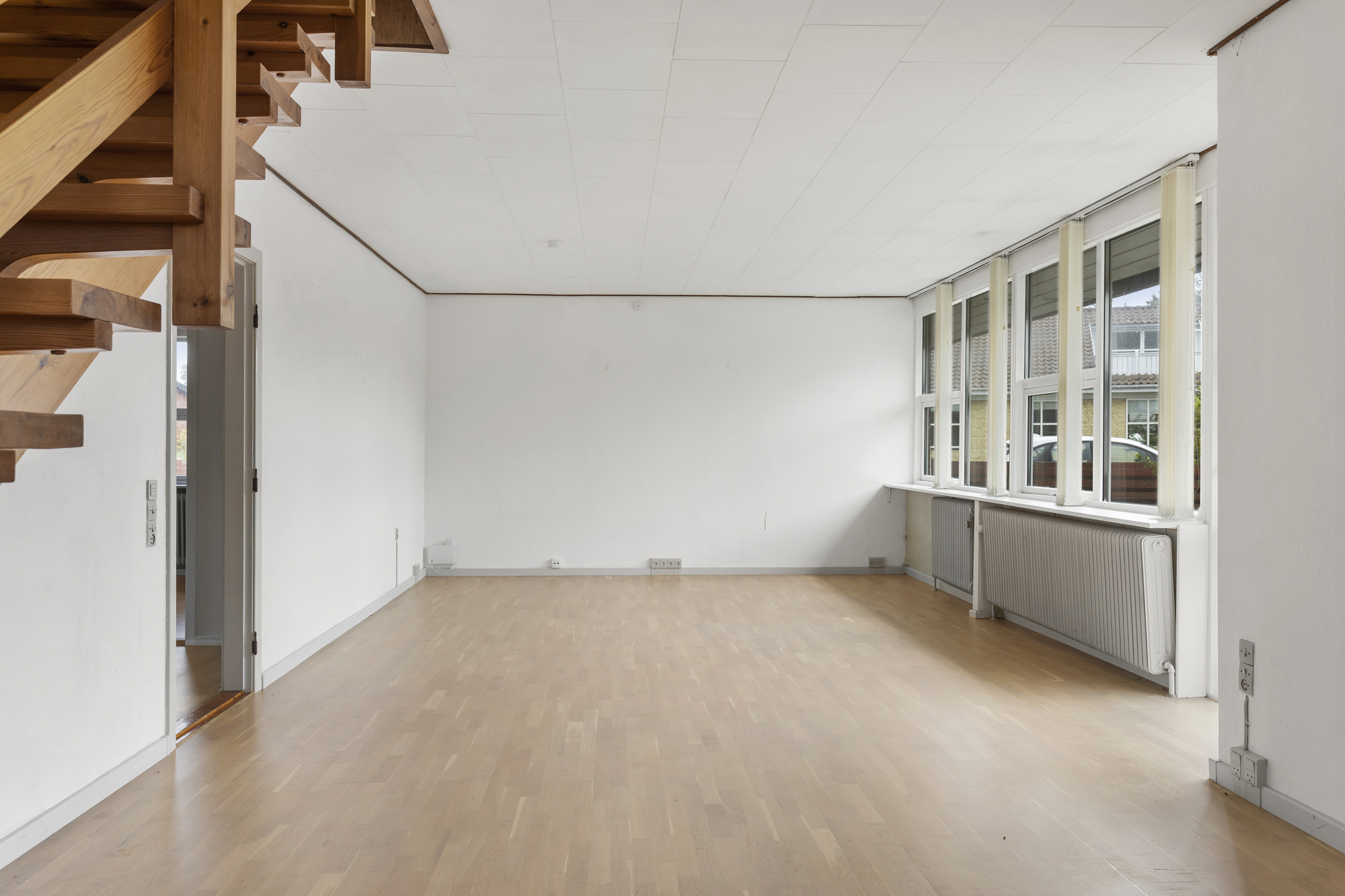 Fremhævet stue billede i fuldskærmstilstand. Billede af Stationsvej 34, 9970 Strandby