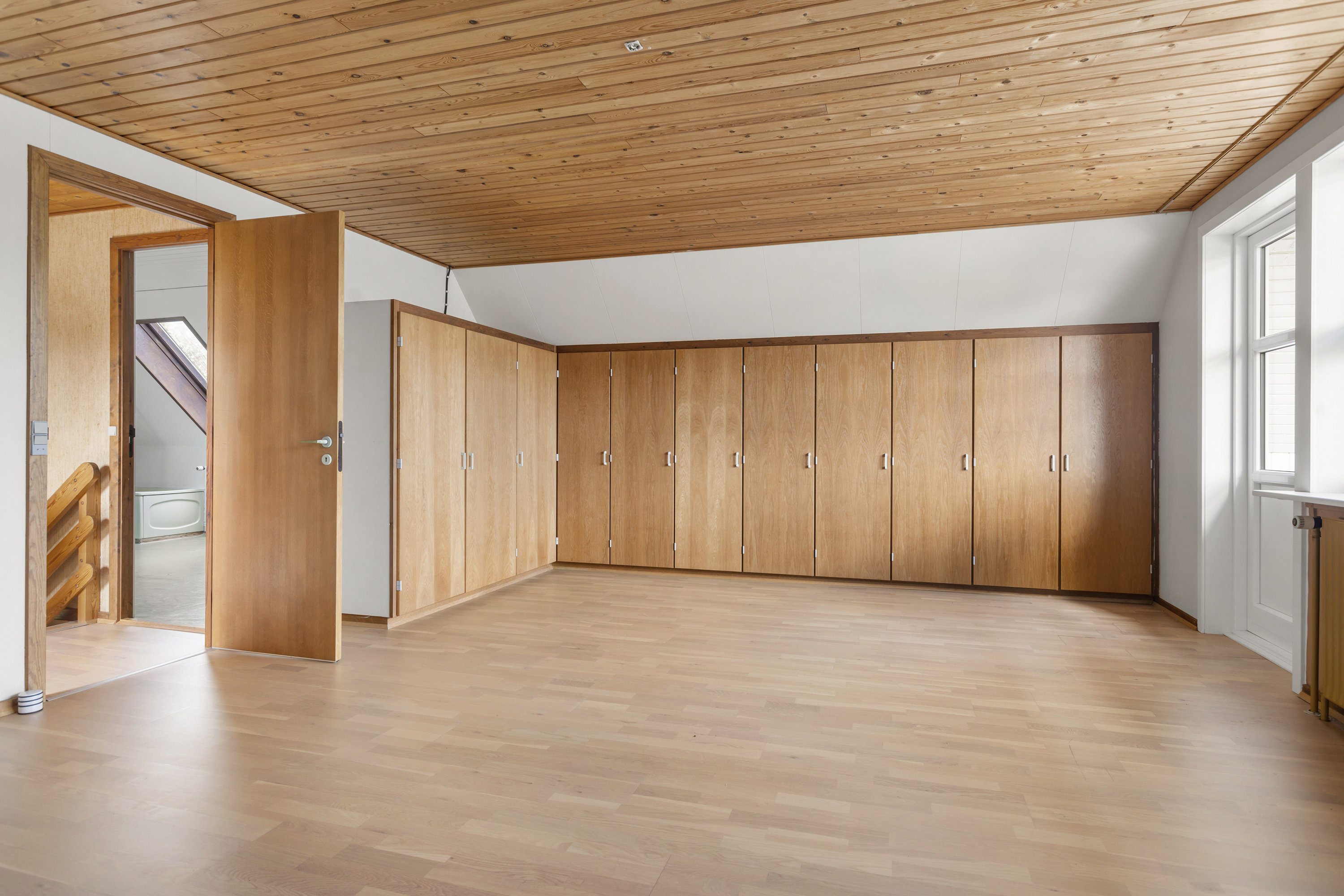 Fremhævet soveværelse billede i fuldskærmstilstand. Billede af Stationsvej 34, 9970 Strandby