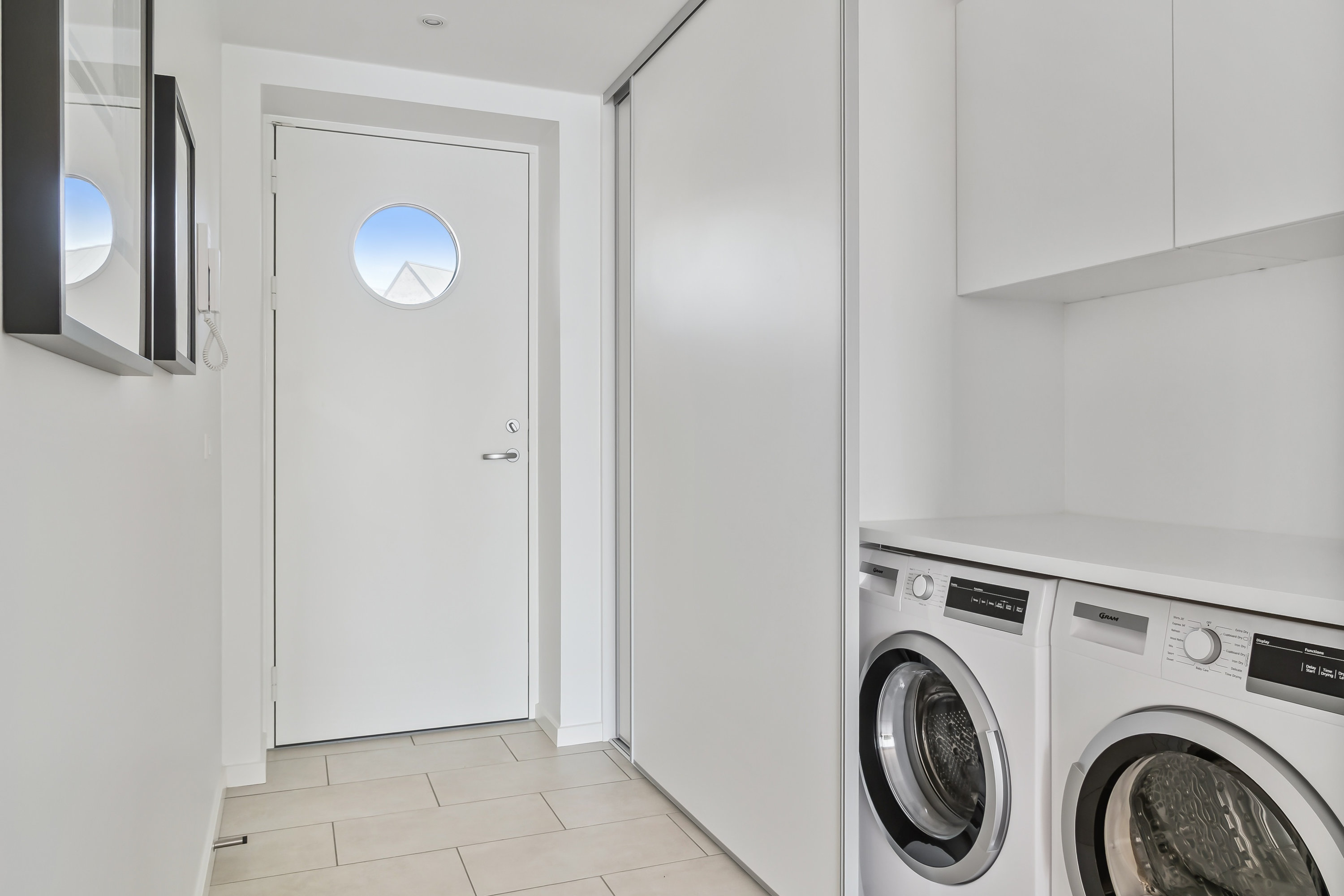 Fremhævet  billede i fuldskærmstilstand. Billede af Færgebyen 28, 1. 1., Hou, 8300 Odder