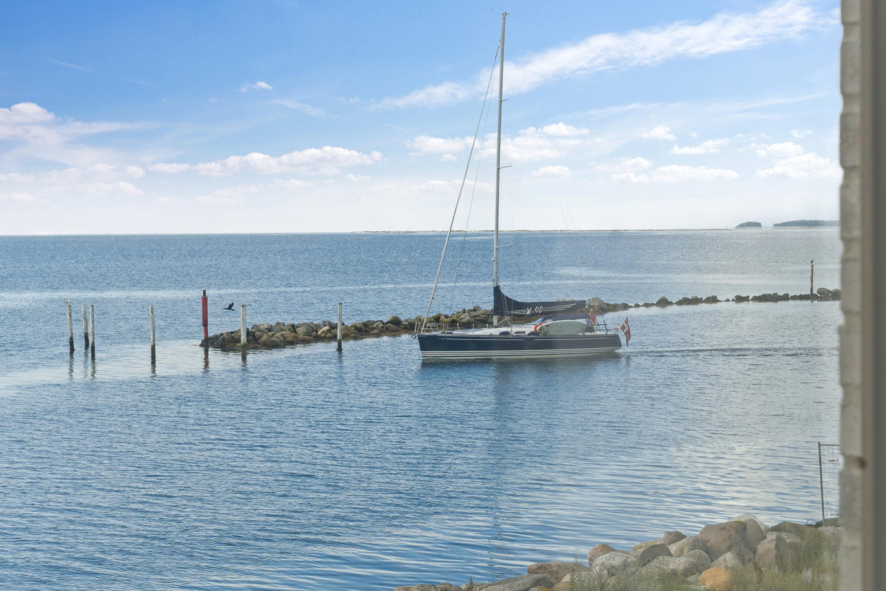 Fremhævet  billede i fuldskærmstilstand. Billede af Færgebyen 28, 1. 1., Hou, 8300 Odder