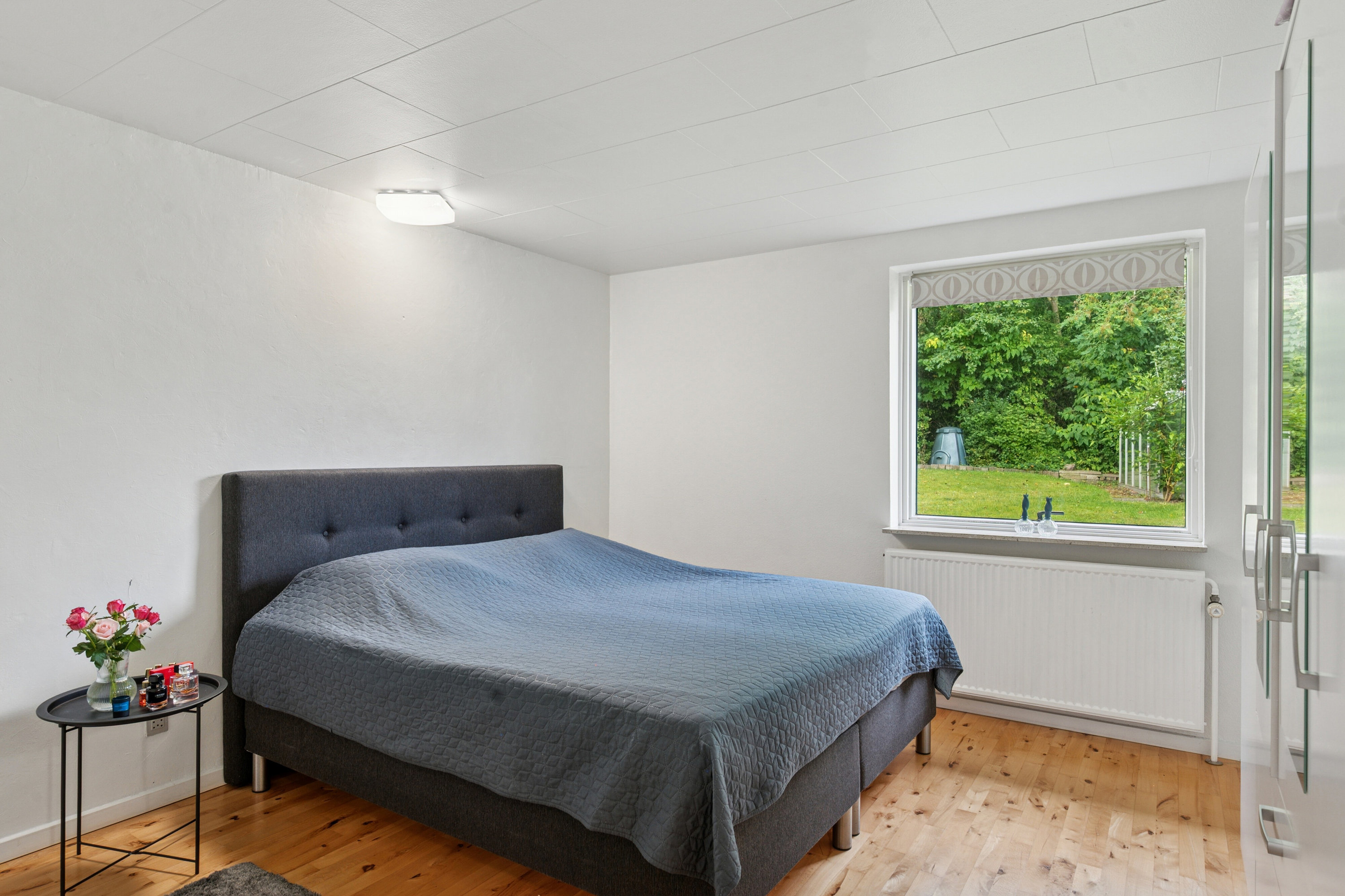 Fremhævet soveværelse billede i fuldskærmstilstand. Billede af Tværskovvej 10, 2650 Hvidovre