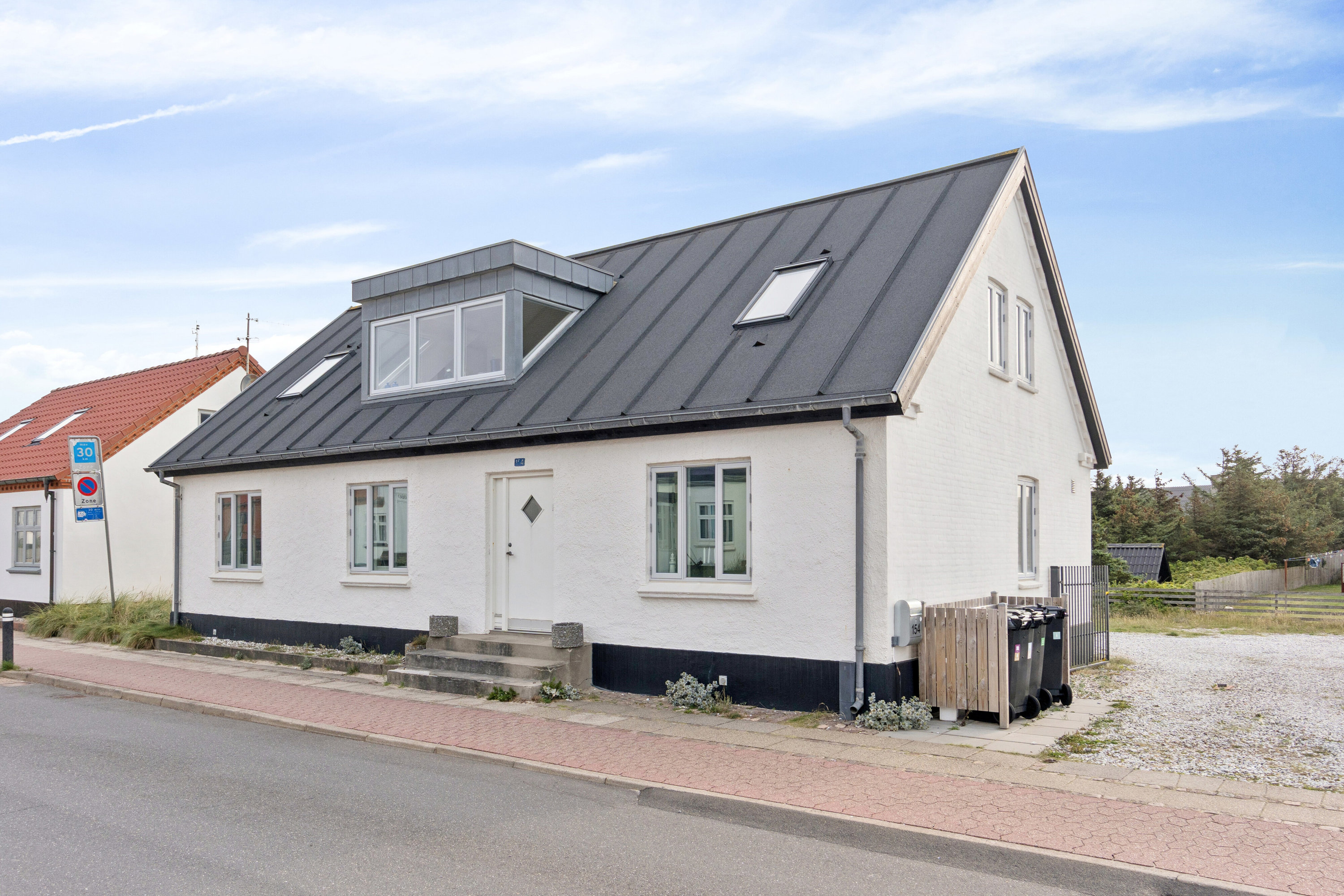 Fremhævet set fra vejen billede i fuldskærmstilstand. Billede af Vesterhavsgade 154, Vorupør, 7700 Thisted