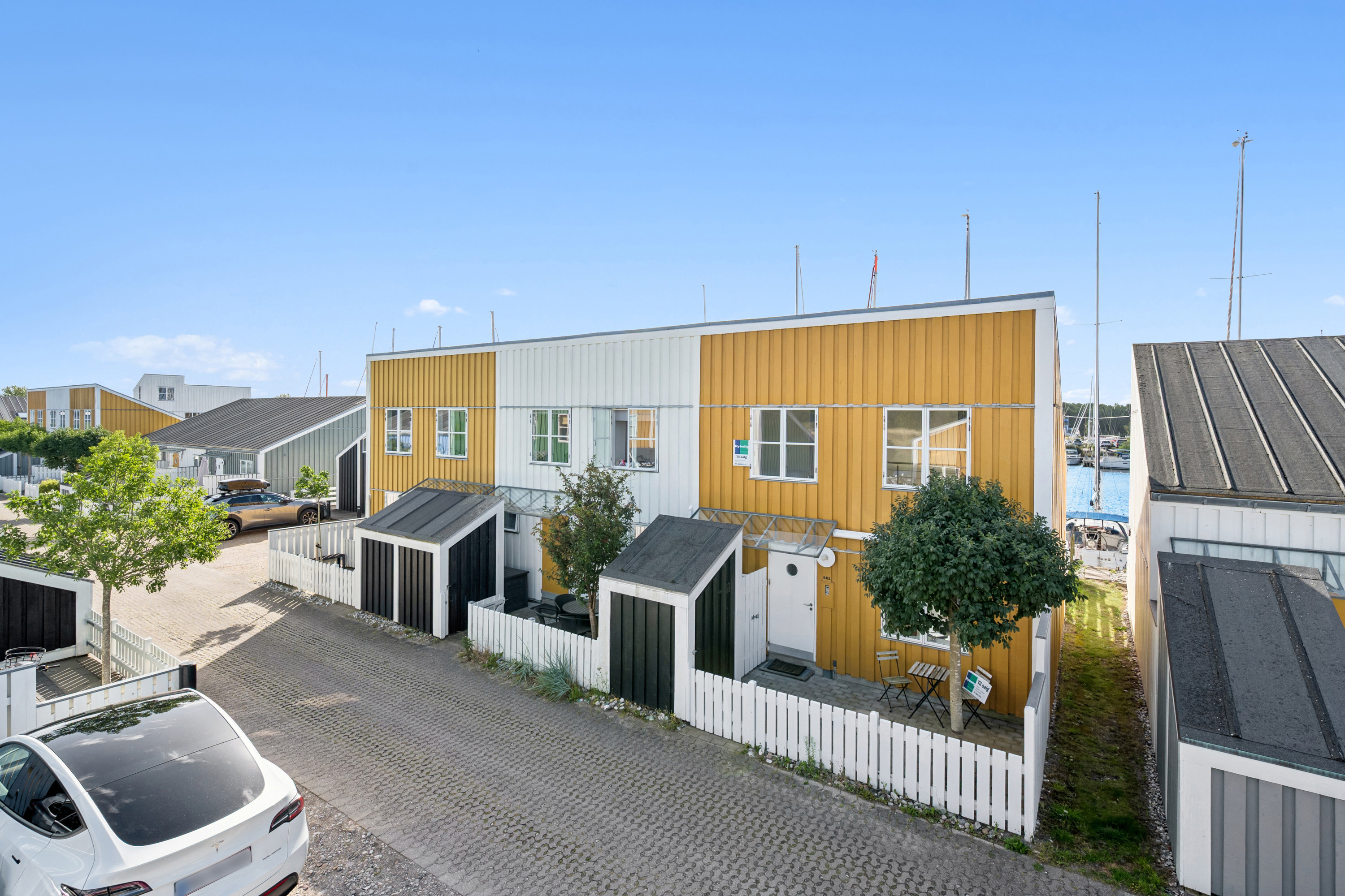 Fremhævet terrasse billede i fuldskærmstilstand. Billede af Øerkrogvejen 2, 665., 8400 Ebeltoft