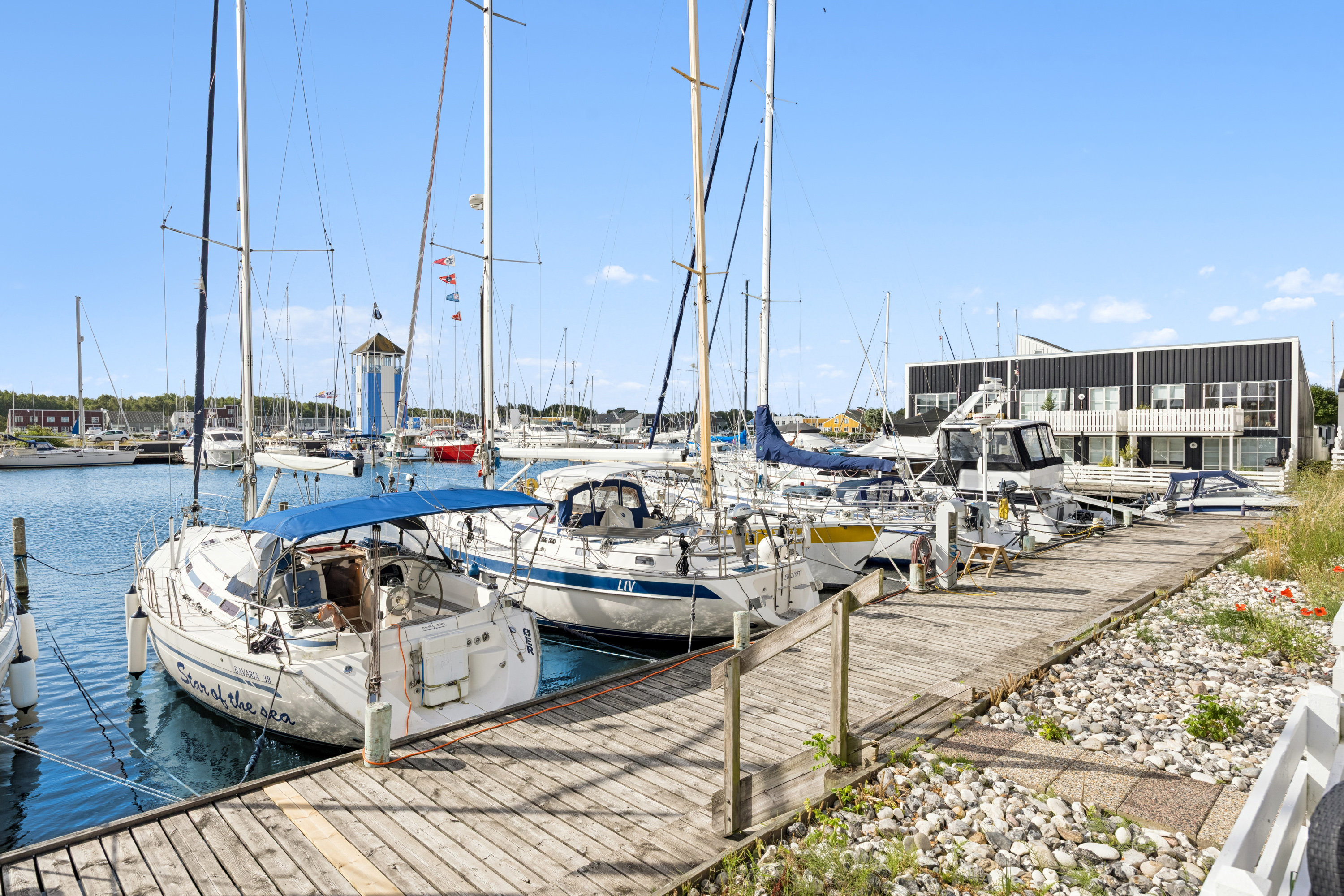 Fremhævet terrasse billede i fuldskærmstilstand. Billede af Øerkrogvejen 2, 665., 8400 Ebeltoft