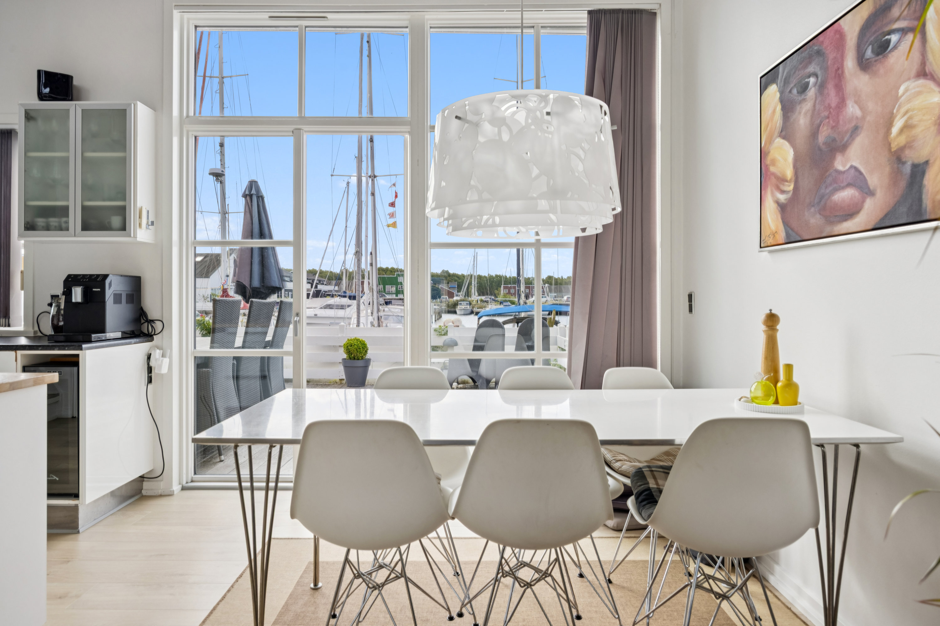 Fremhævet stue billede i fuldskærmstilstand. Billede af Øerkrogvejen 2, 665., 8400 Ebeltoft