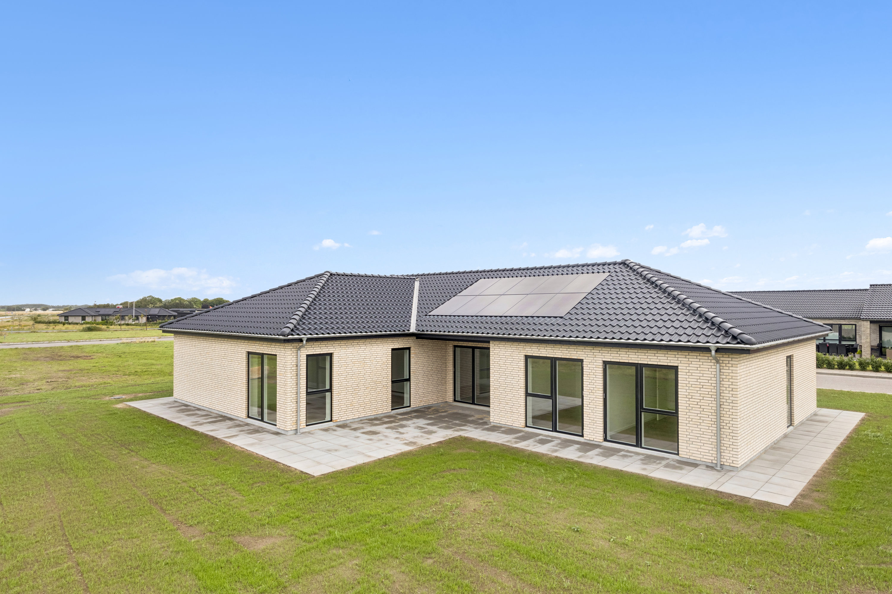 Fremhævet ejendom 1 billede i fuldskærmstilstand. Billede af Præstegårdens Mark 4, 9440 Aabybro