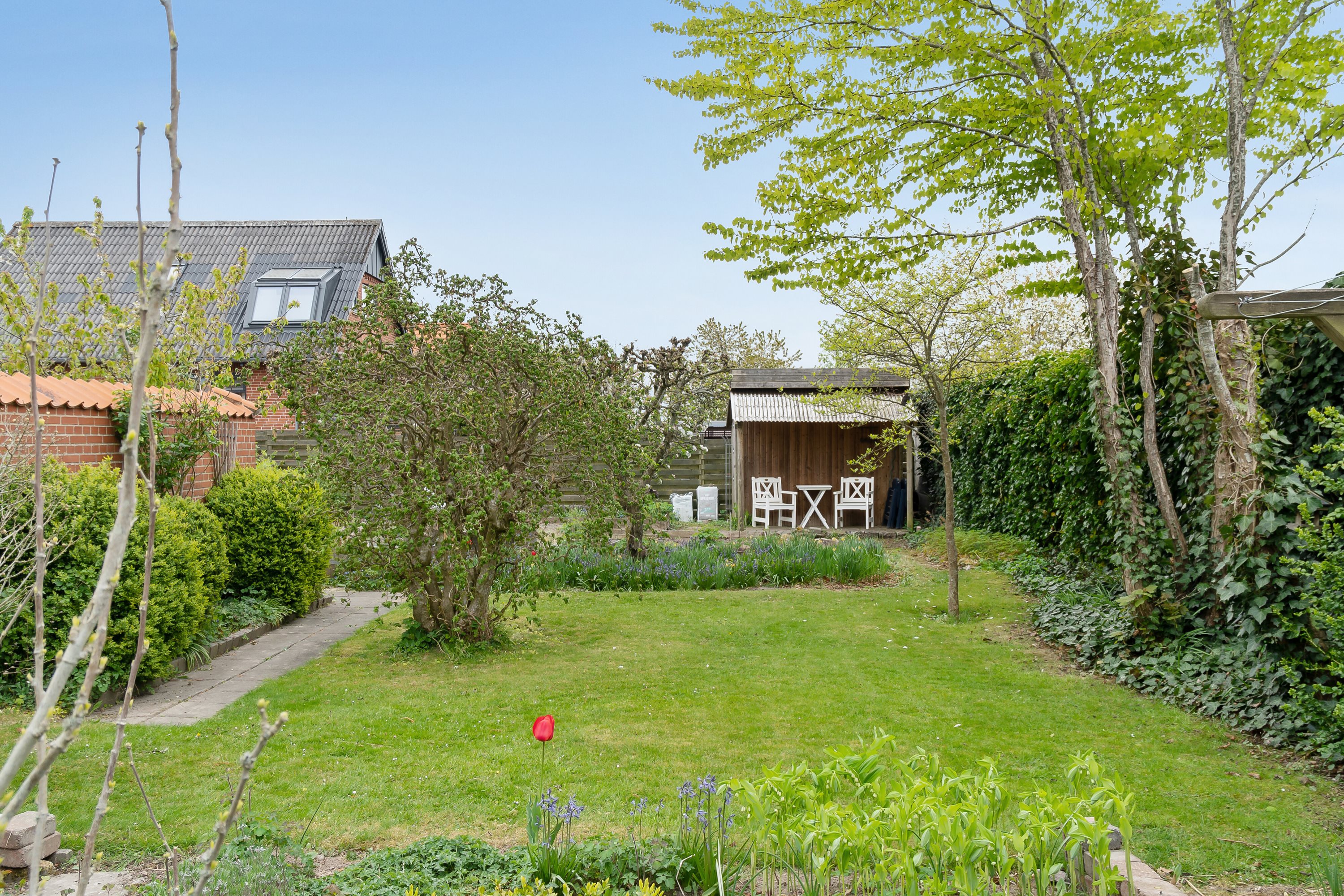 Fremhævet have billede i fuldskærmstilstand. Billede af Gartnervænget 11, 8310 Tranbjerg J