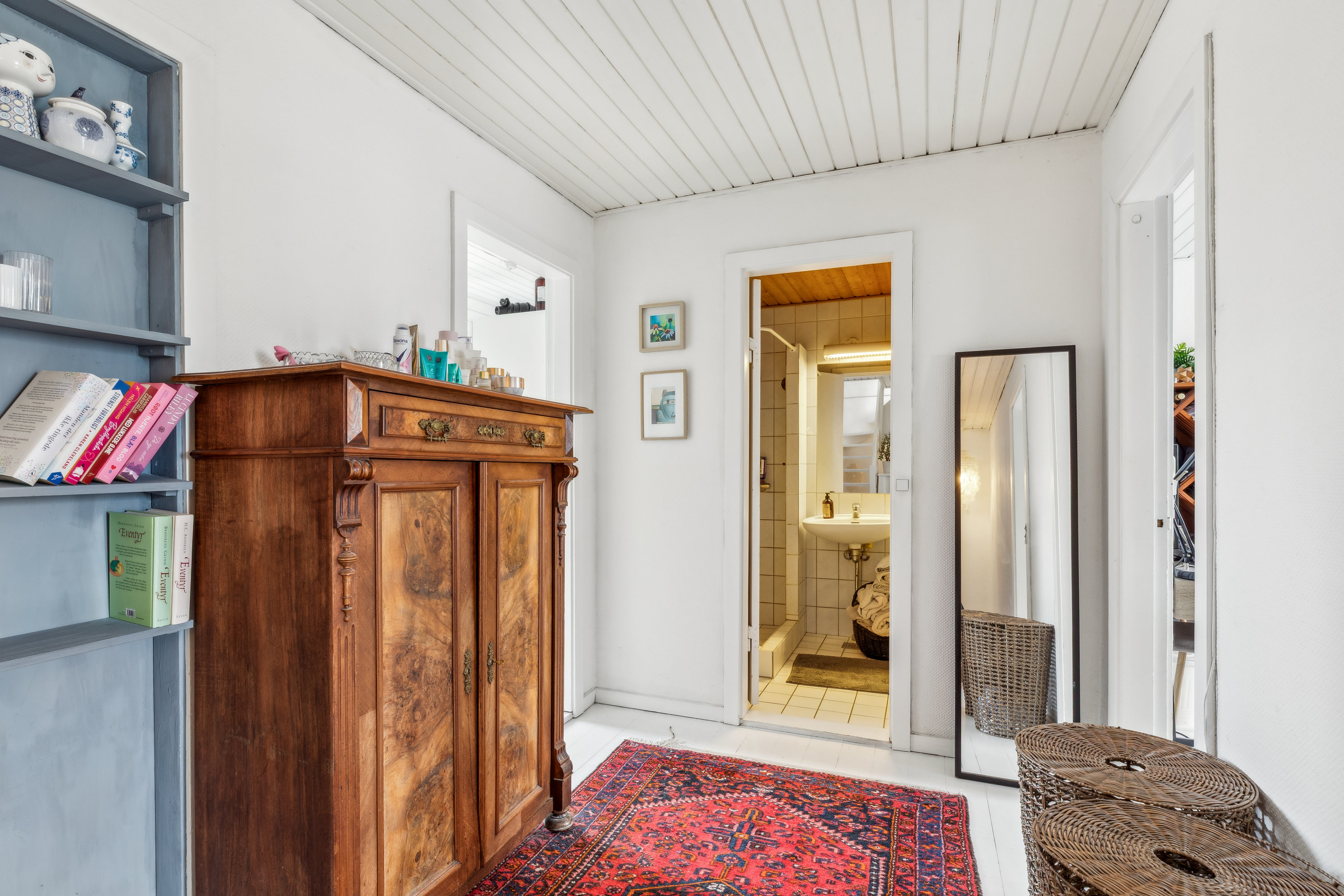 Fremhævet gang billede i fuldskærmstilstand. Billede af Søndertoften 145, 2630 Taastrup