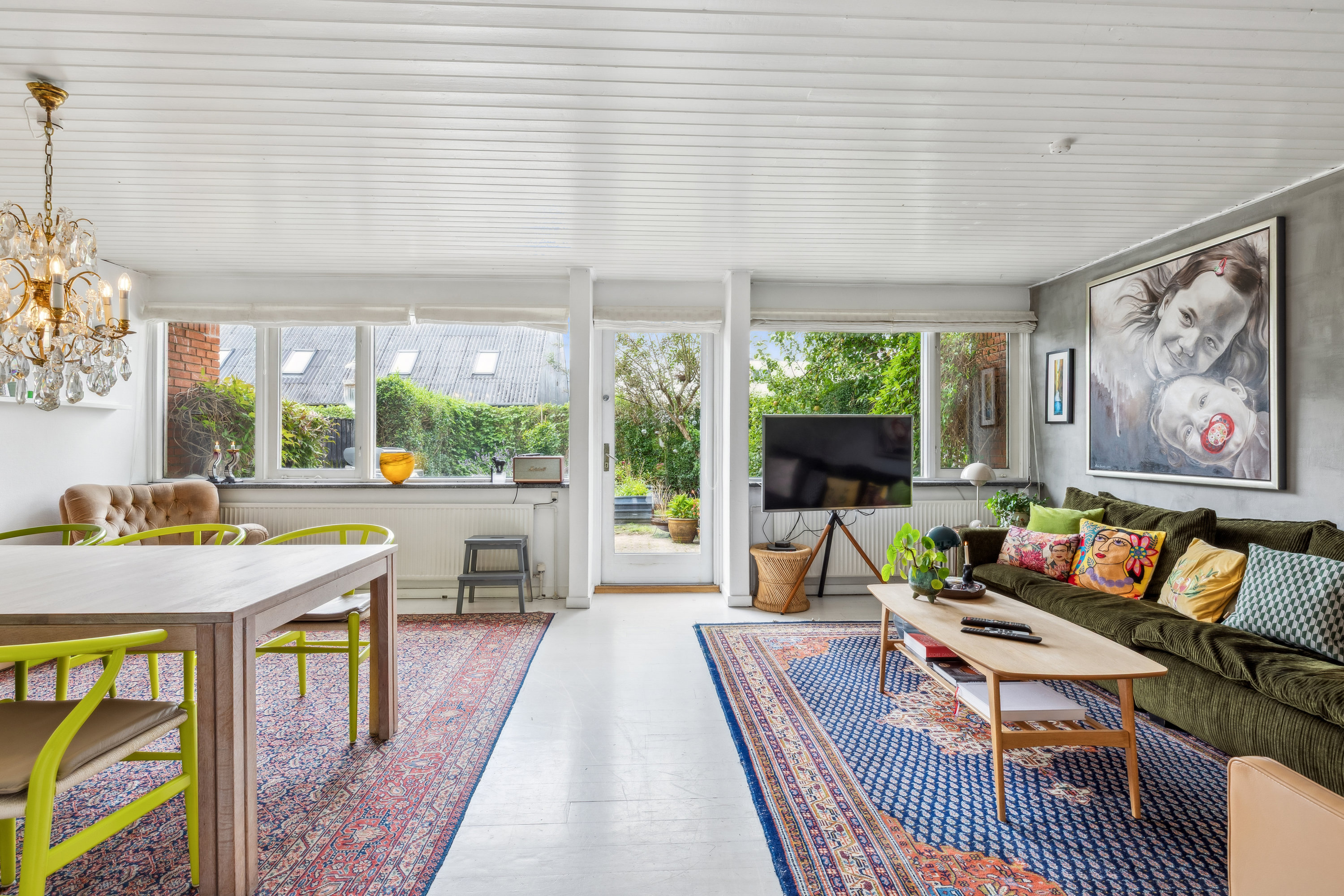 Fremhævet stue billede i fuldskærmstilstand. Billede af Søndertoften 145, 2630 Taastrup