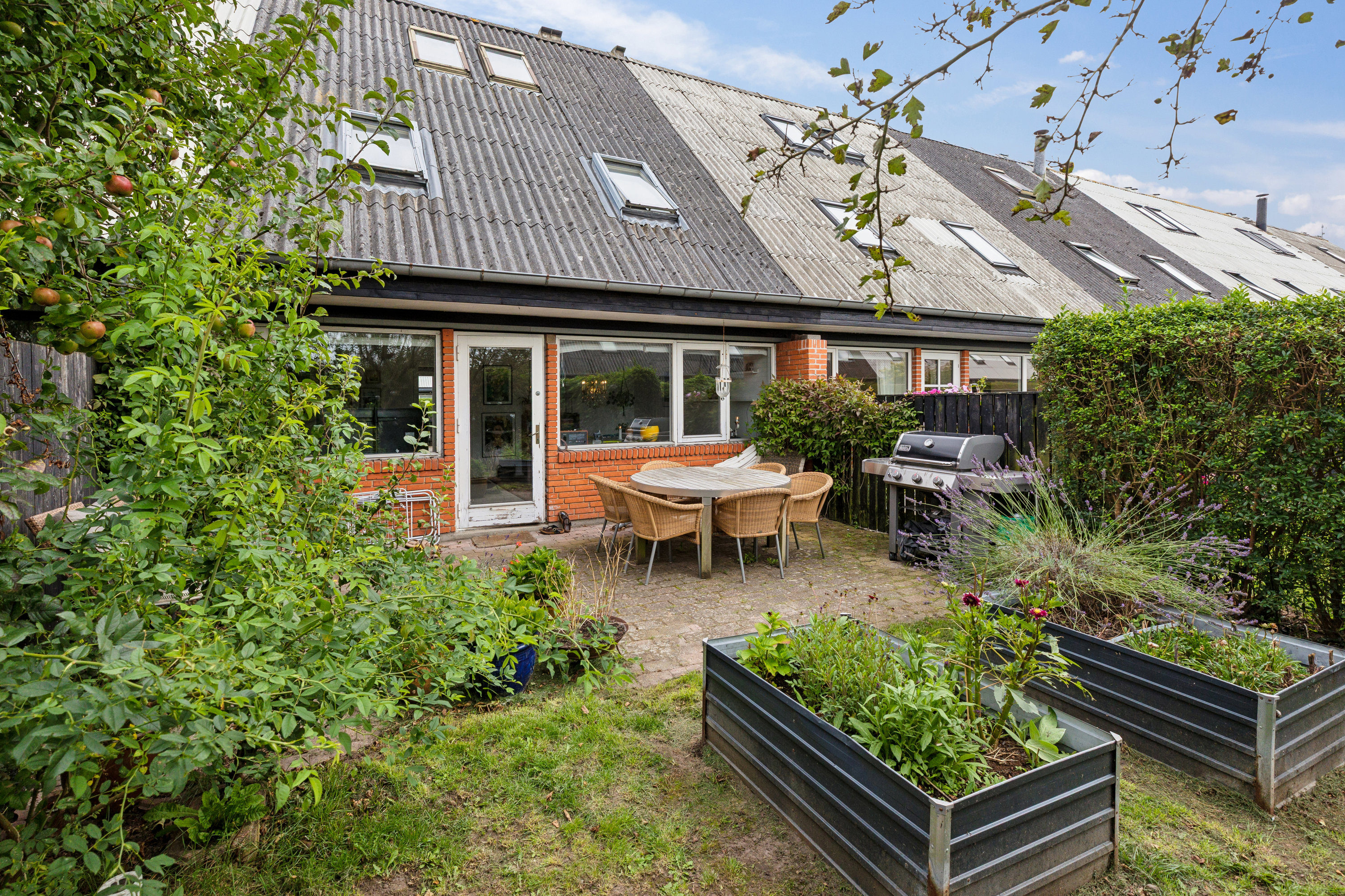 Fremhævet ejendom 1 billede i fuldskærmstilstand. Billede af Søndertoften 145, 2630 Taastrup