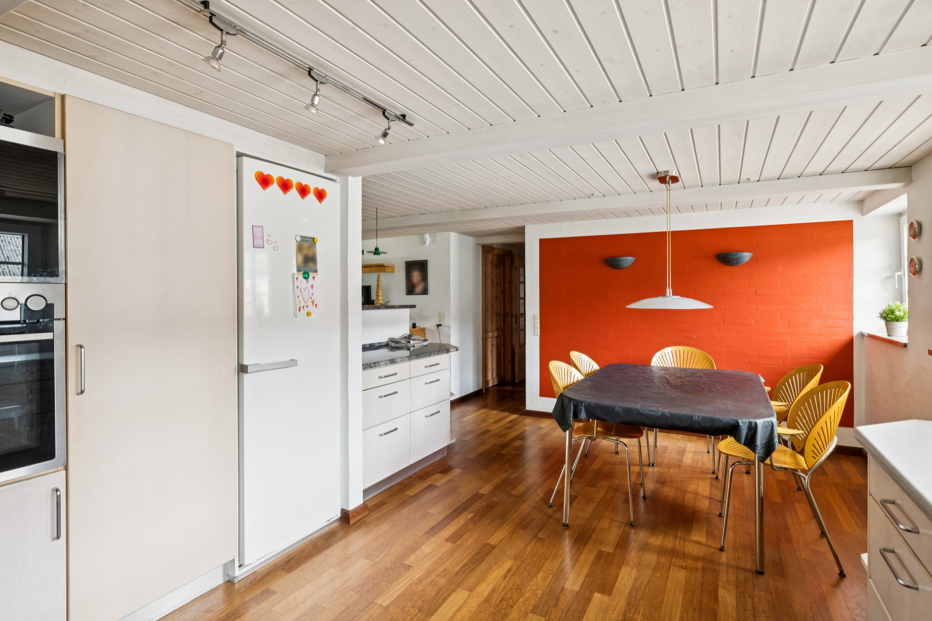 Fremhævet stue billede i fuldskærmstilstand. Billede af Karlby Strandvej 21, 8500 Grenaa