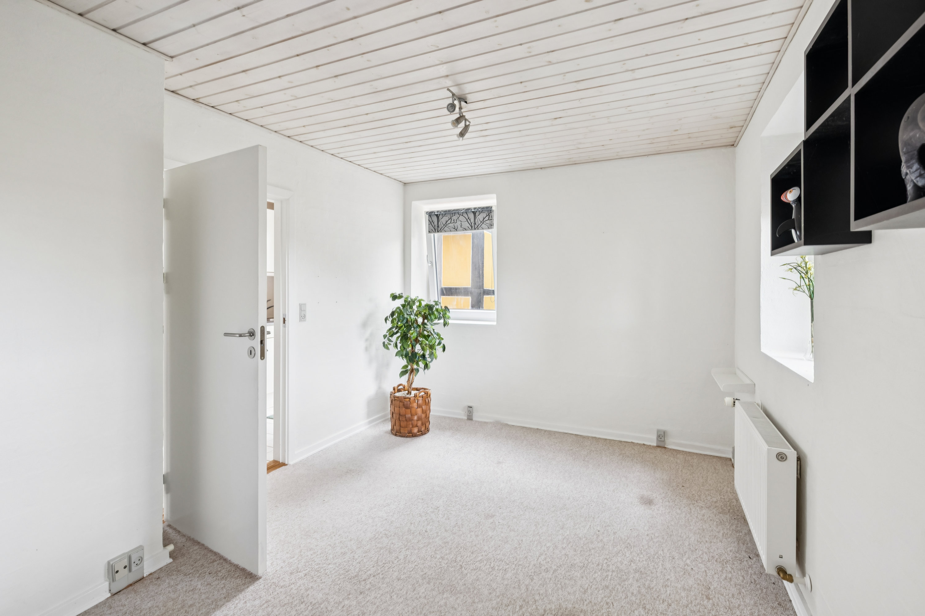 Fremhævet gang billede i fuldskærmstilstand. Billede af Karlby Strandvej 21, 8500 Grenaa