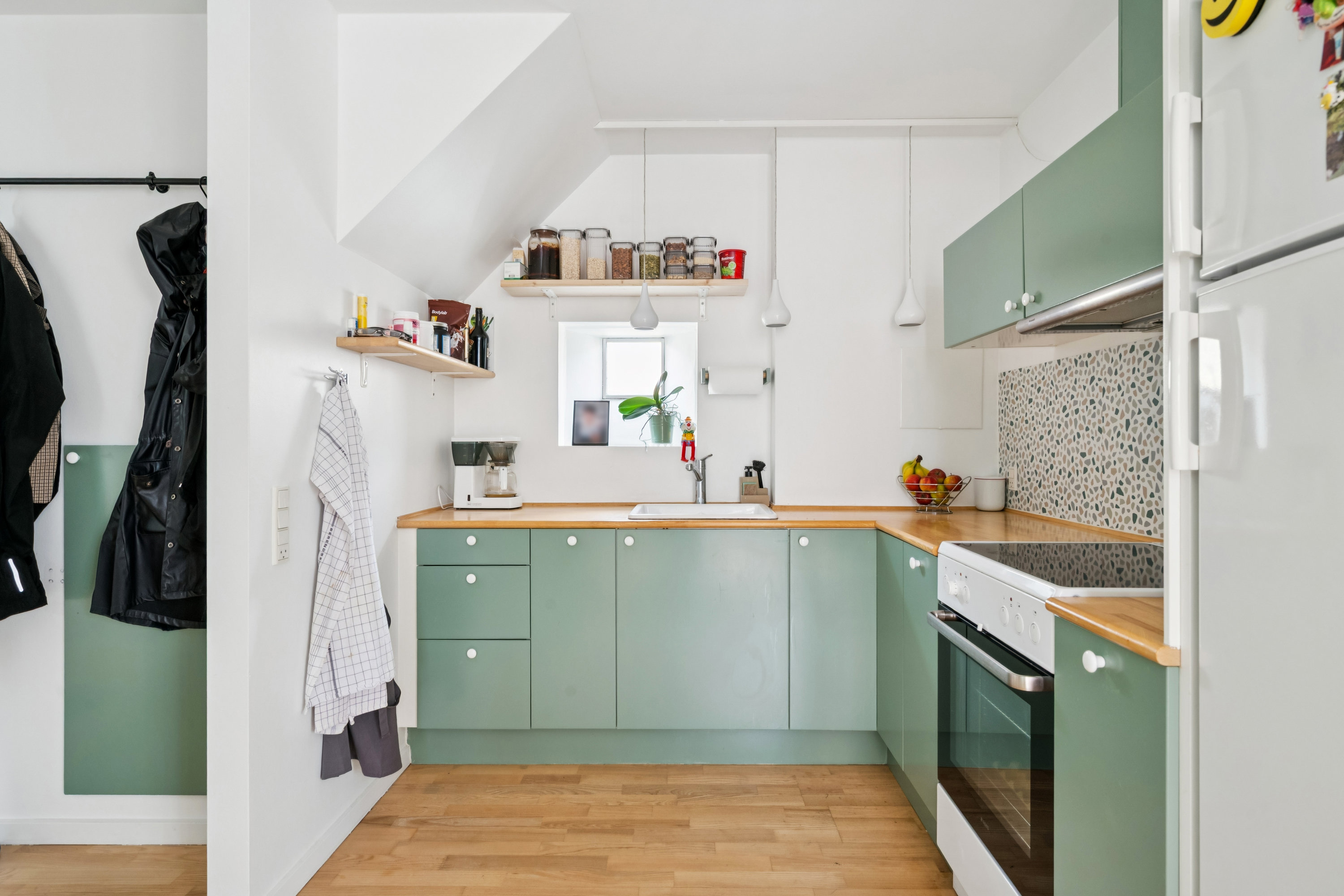 Fremhævet køkken billede i fuldskærmstilstand. Billede af M.P. Bruuns Gade 41B, 1., 8000 Aarhus C