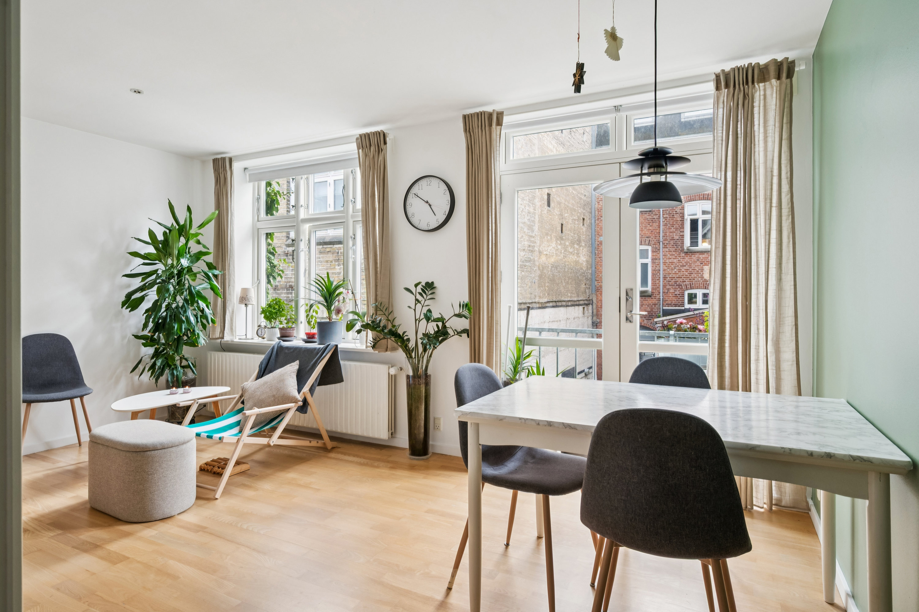 Miniaturebillede 2: spisestue. Billede af M.P. Bruuns Gade 41B, 1., 8000 Aarhus C