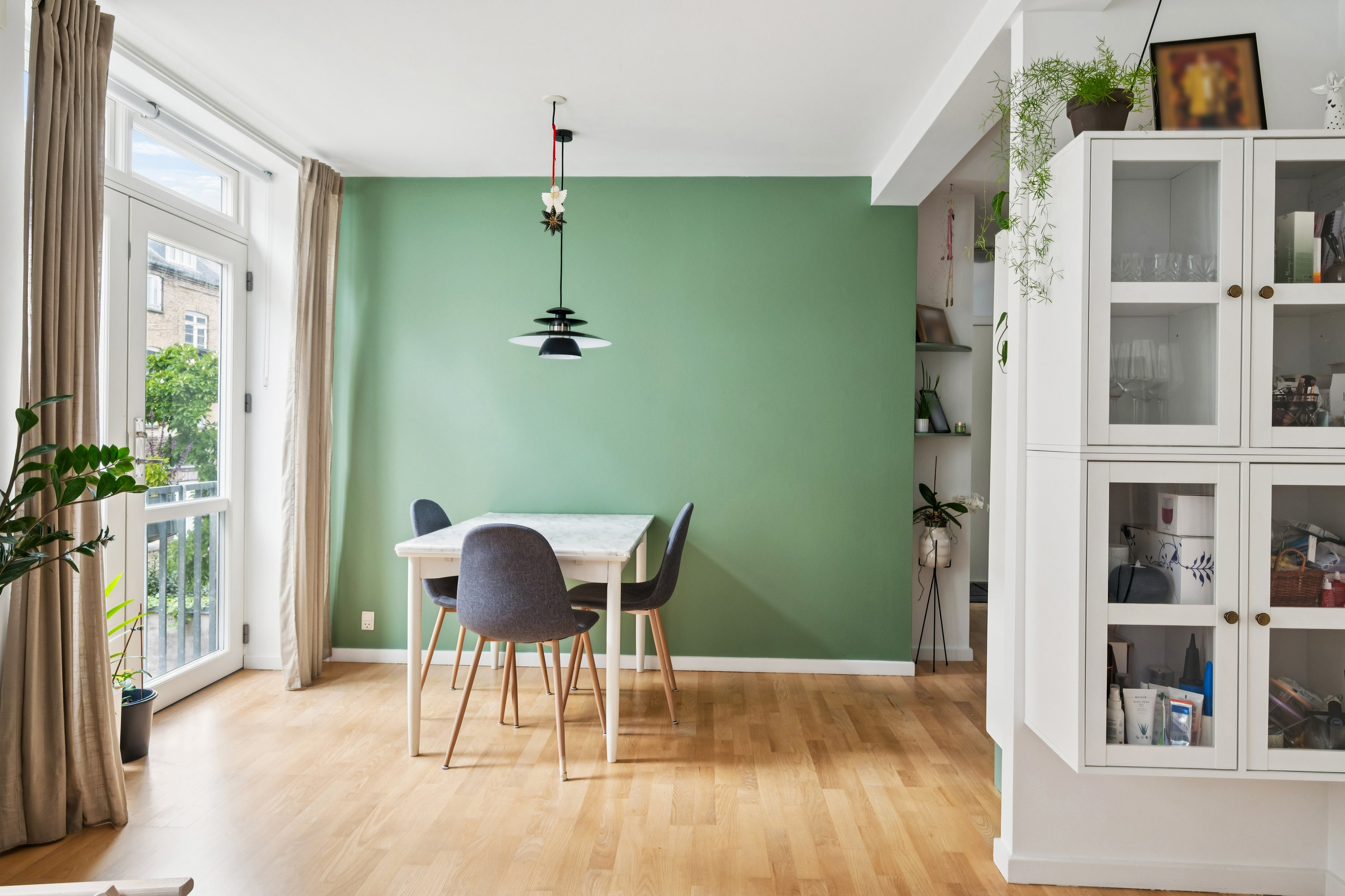 Miniaturebillede 1: spisestue. Billede af M.P. Bruuns Gade 41B, 1., 8000 Aarhus C