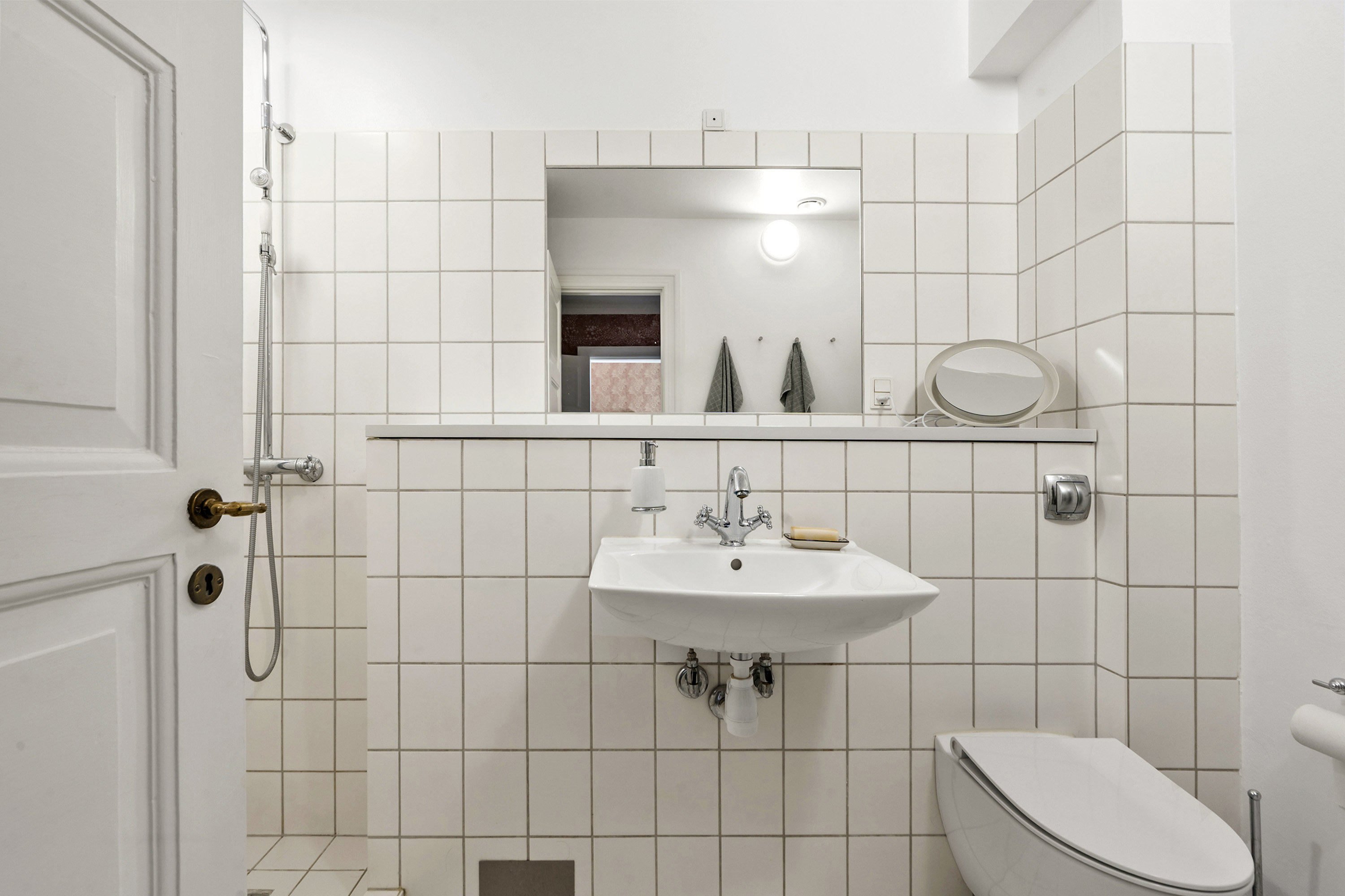 Fremhævet badeværelse billede i fuldskærmstilstand. Billede af Wildersgade 46, st.. tv., 1408 København K