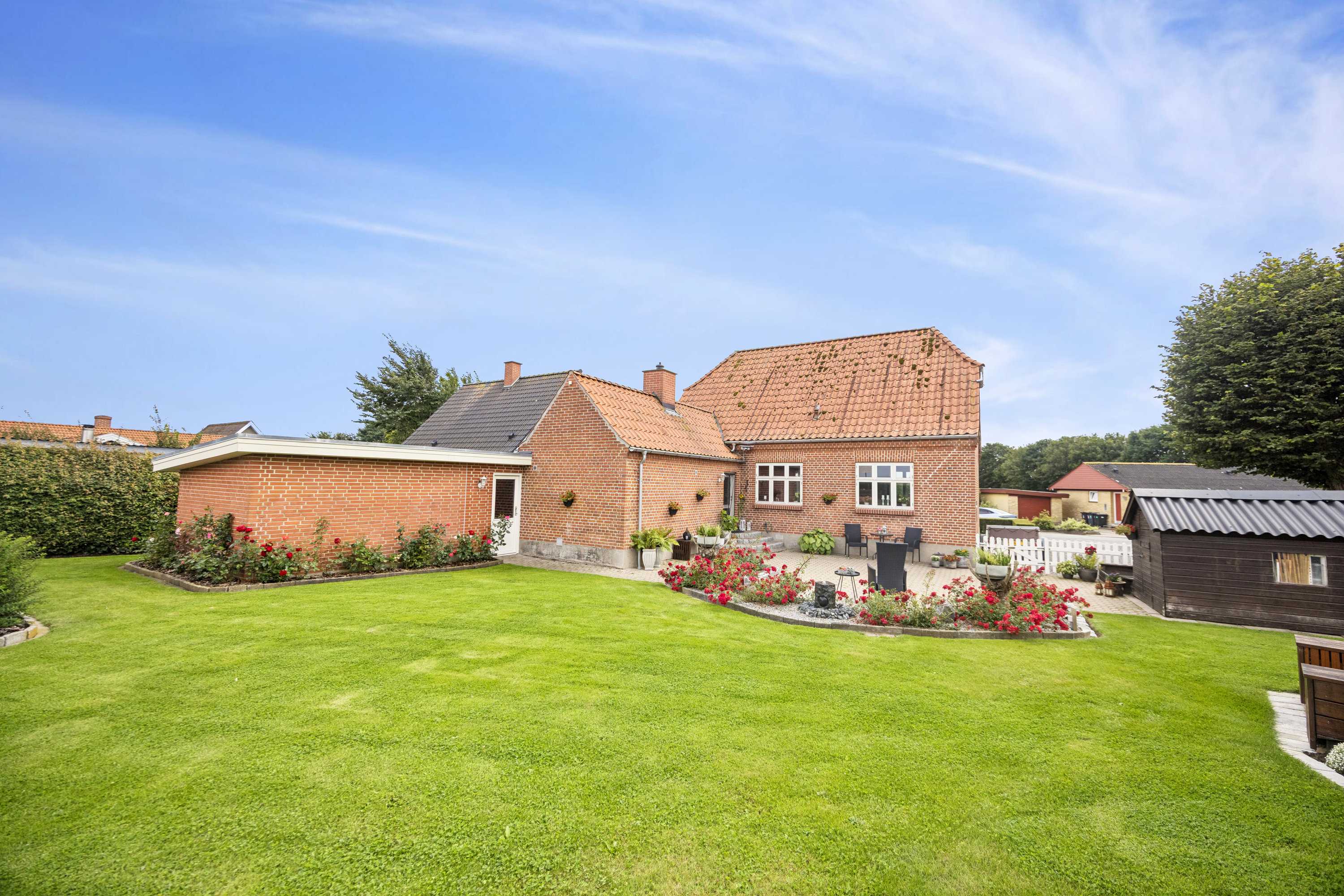 Fremhævet have billede i fuldskærmstilstand. Billede af Kronborgvej 13, Dalbyover, 8970 Havndal