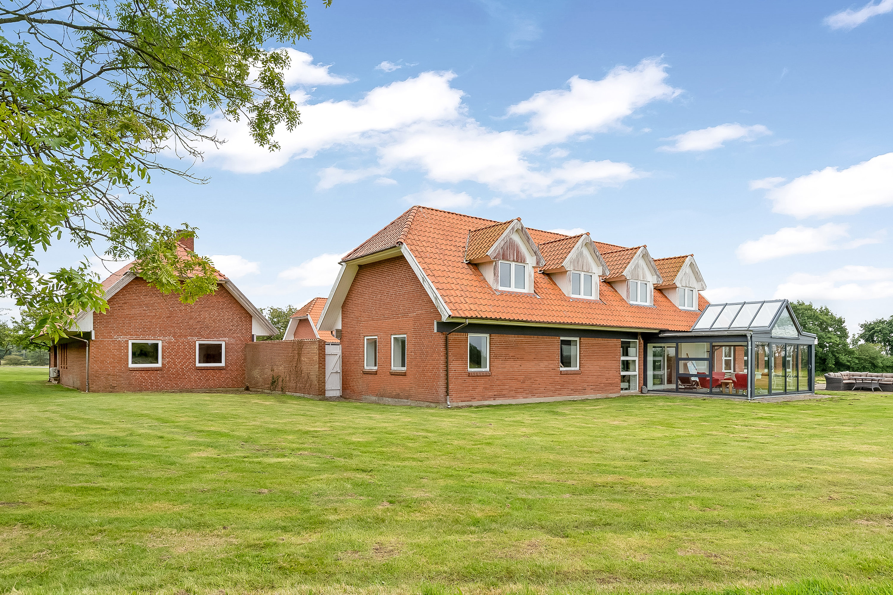 Fremhævet ejendommen billede i fuldskærmstilstand. Billede af Agtrup Midtskovvej 115, Agtrup, 6091 Bjert