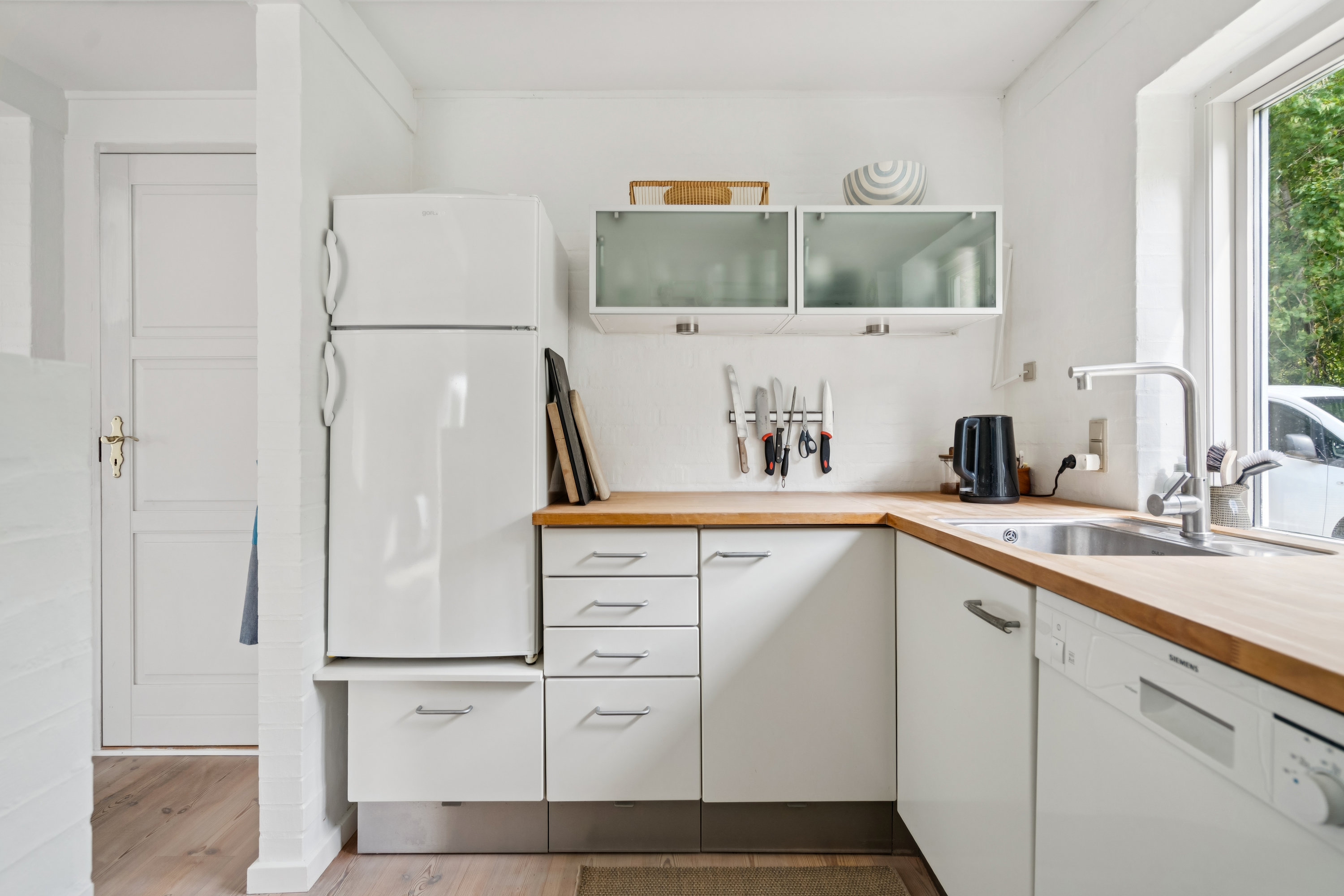 Fremhævet køkken billede i fuldskærmstilstand. Billede af Mosevej 4, Tversted, 9881 Bindslev