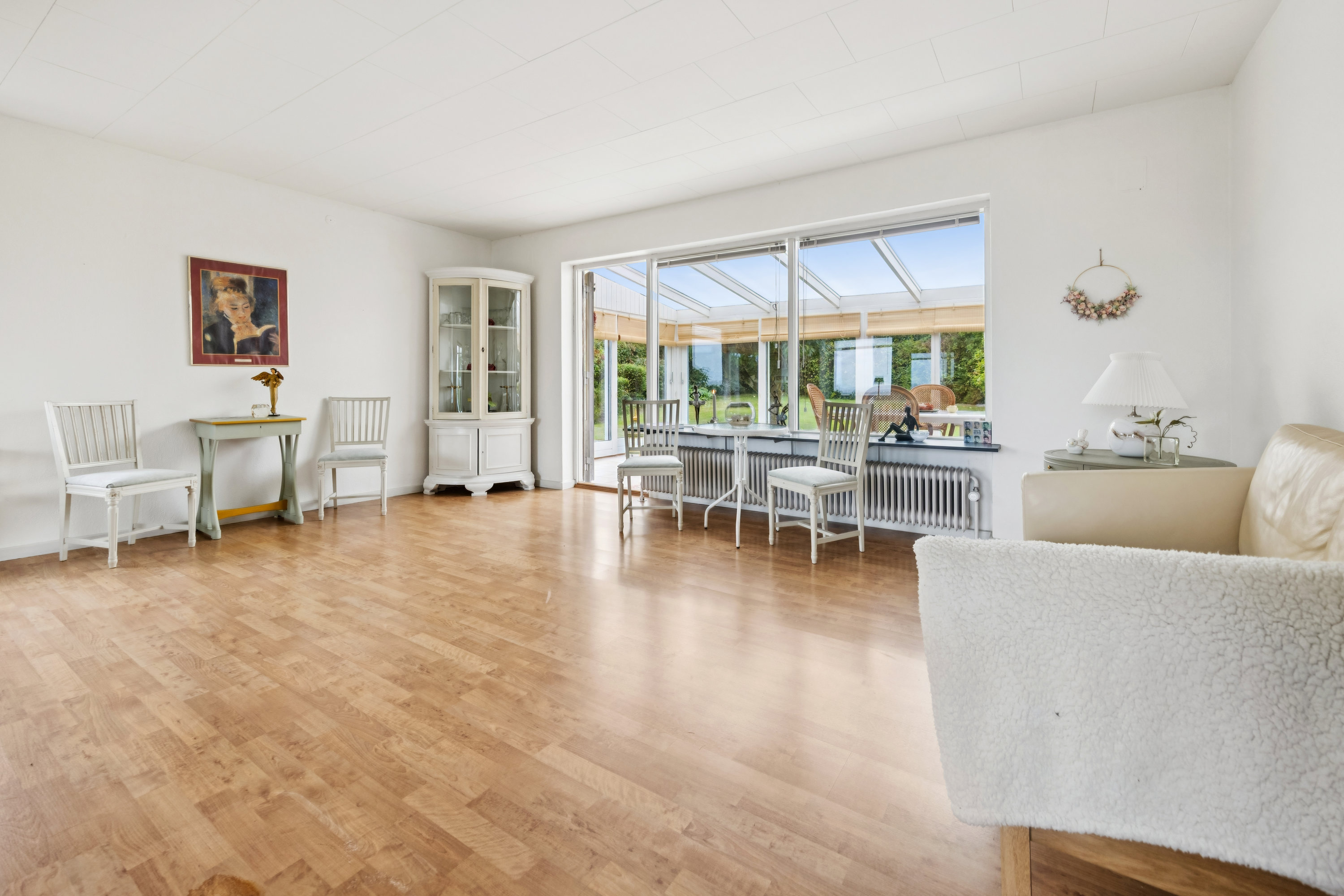 Fremhævet stue billede i fuldskærmstilstand. Billede af Urbakken 1, Øland, 9460 Brovst