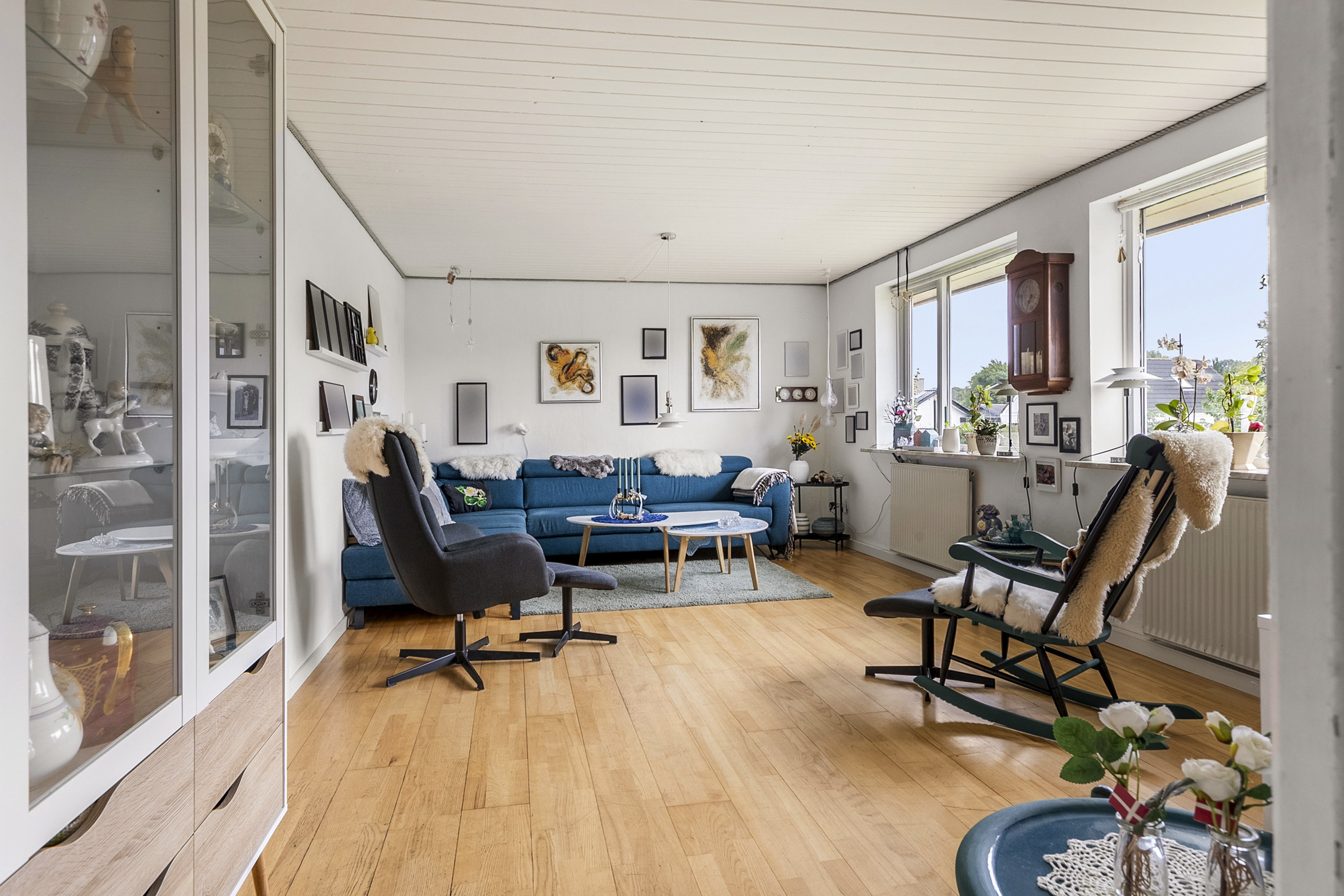 Fremhævet stue billede i fuldskærmstilstand. Billede af Lykkevej 15A, Løjt Kirkeby, 6200 Aabenraa