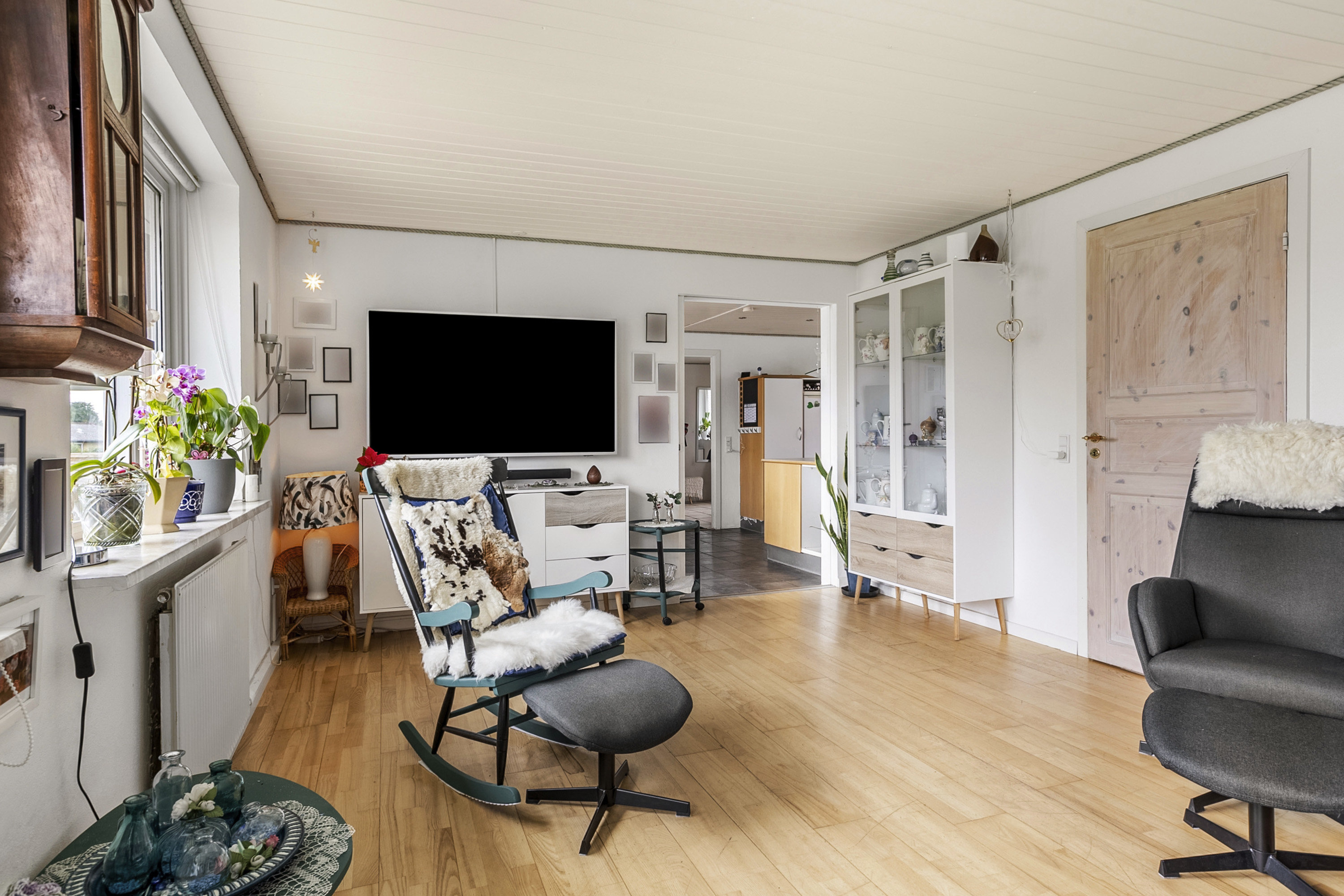 Fremhævet stue billede i fuldskærmstilstand. Billede af Lykkevej 15A, Løjt Kirkeby, 6200 Aabenraa