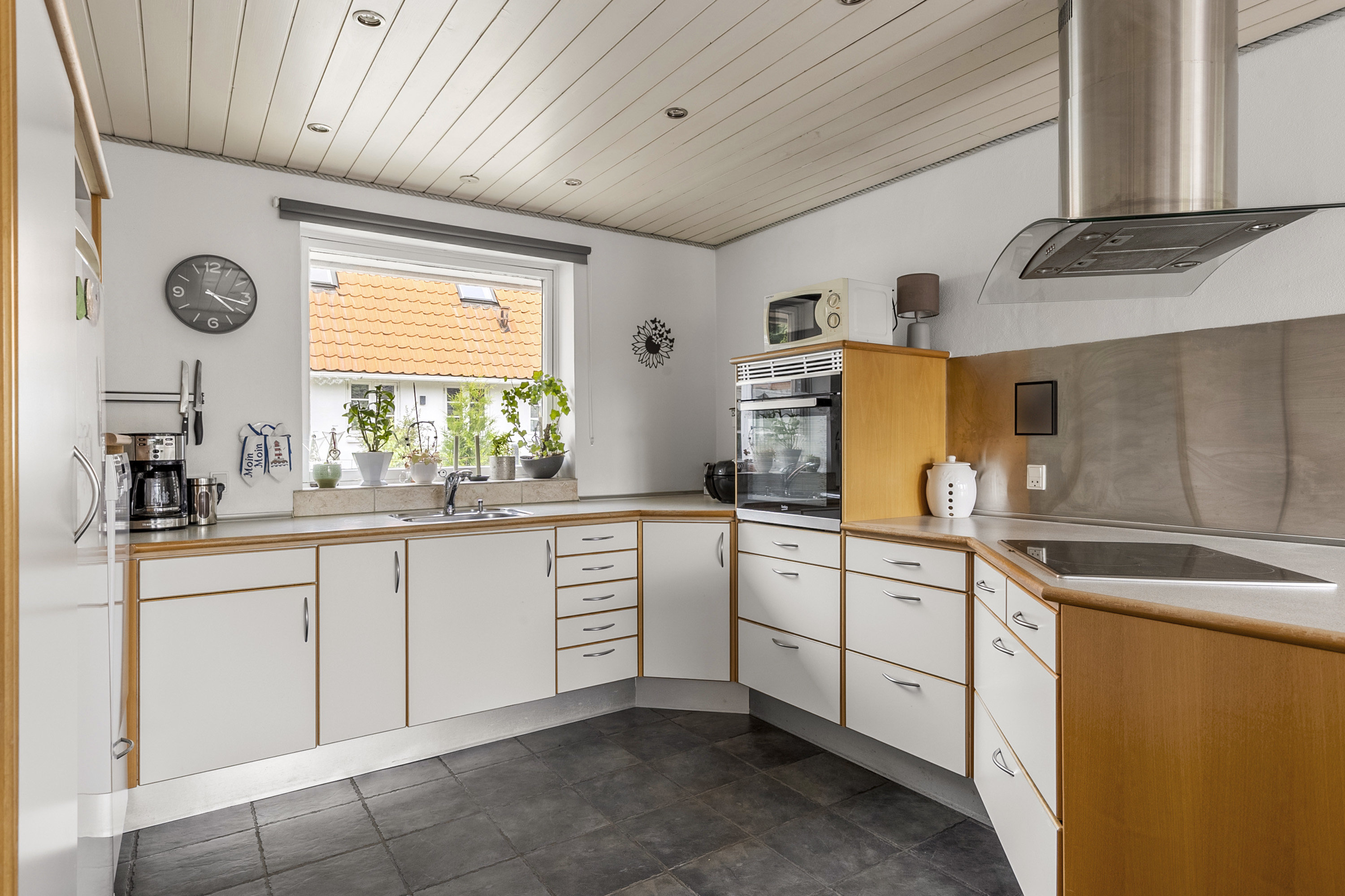 Fremhævet køkken billede i fuldskærmstilstand. Billede af Lykkevej 15A, Løjt Kirkeby, 6200 Aabenraa