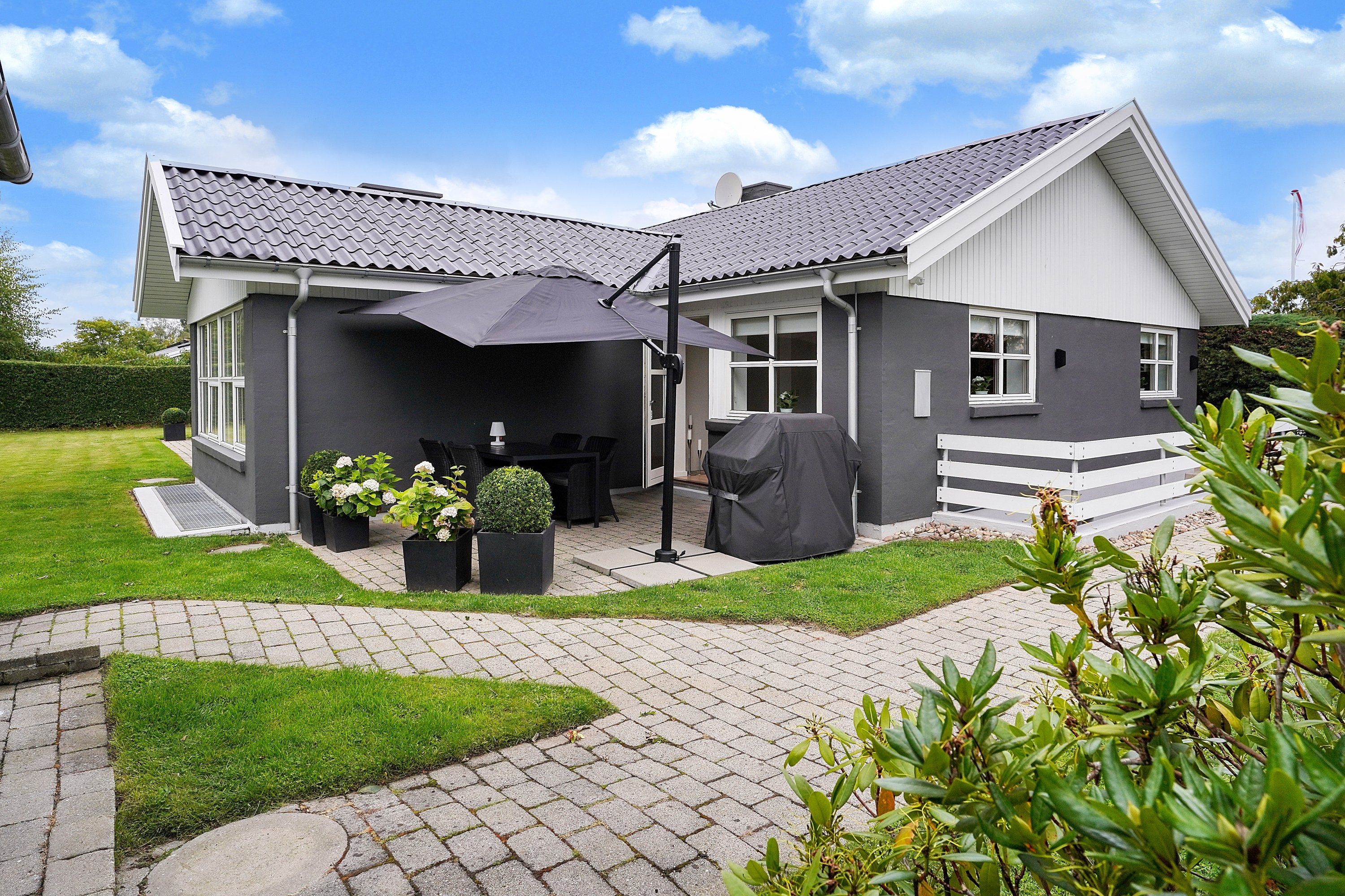 Fremhævet ejendommen billede i fuldskærmstilstand. Billede af Sennepsbakken 26, 3100 Hornbæk