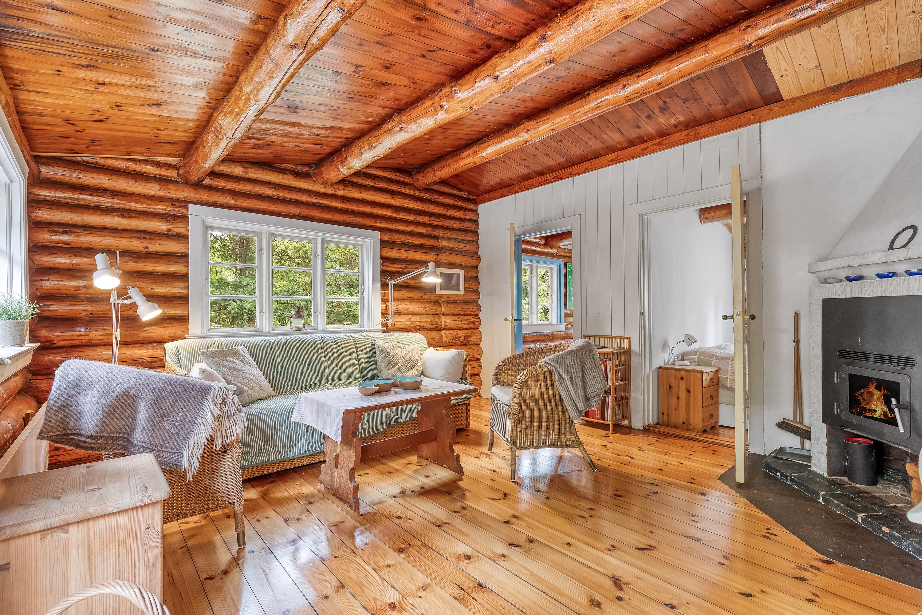 Fremhævet stue billede i fuldskærmstilstand. Billede af Smidstrup Strandvej 56, Smidstrup, 3250 Gilleleje