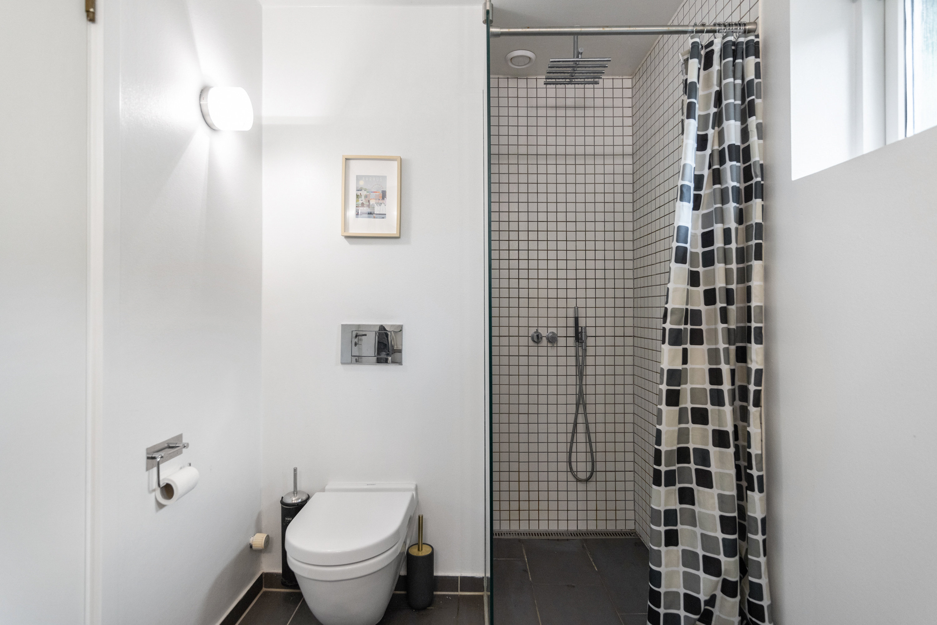 Fremhævet  billede i fuldskærmstilstand. Billede af Lykkensdalsvej 3, 8220 Brabrand