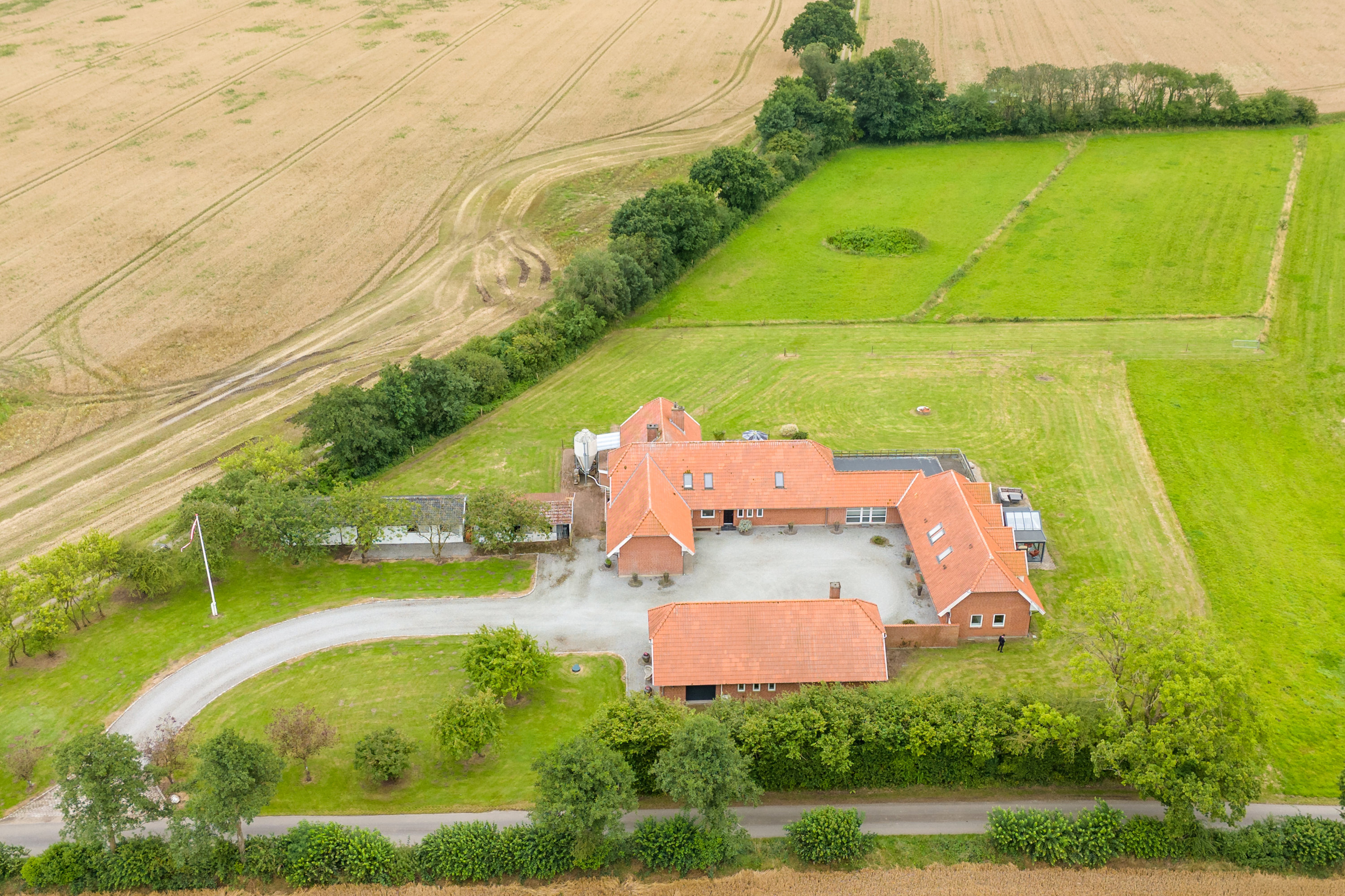 Miniaturebillede 1: luftfoto. Billede af Agtrup Midtskovvej 115, Agtrup, 6091 Bjert