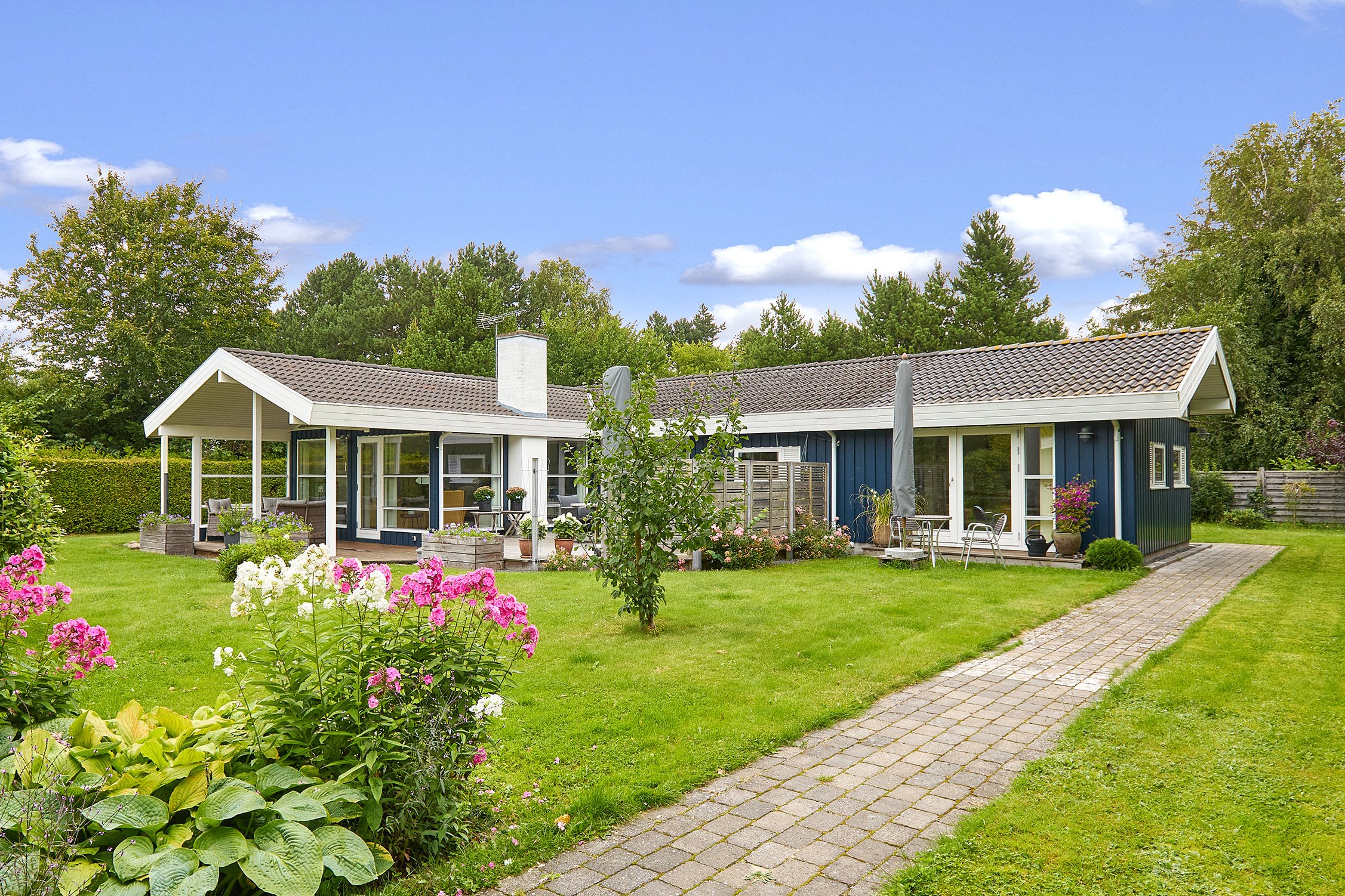 Miniaturebillede 1: ejendommen. Billede af Frits Nielsens Vej 15, 3210 Vejby