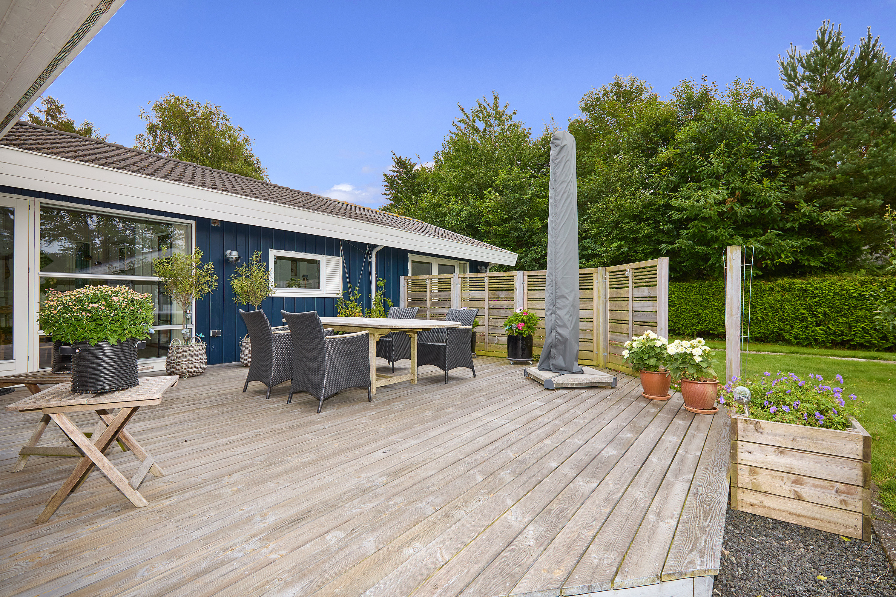 Fremhævet terrasse billede i fuldskærmstilstand. Billede af Frits Nielsens Vej 15, 3210 Vejby