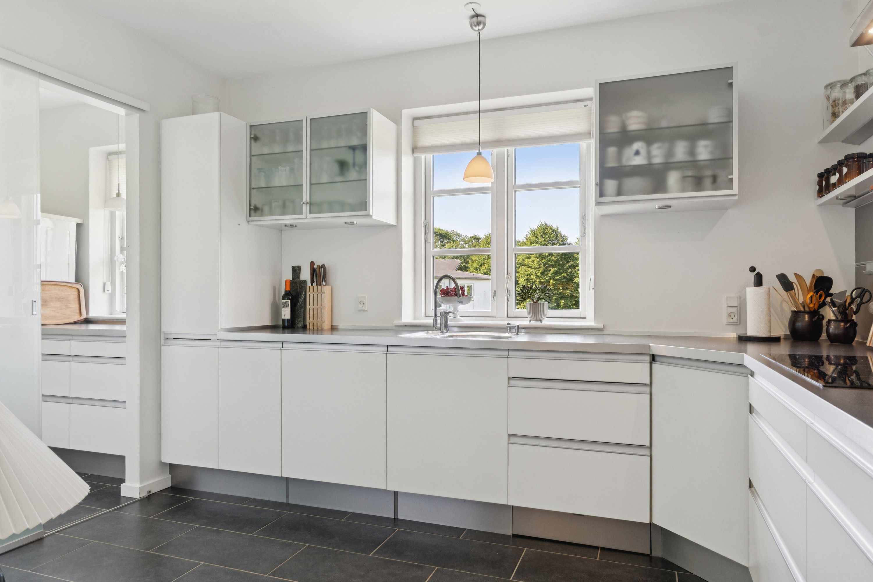 Fremhævet køkken billede i fuldskærmstilstand. Billede af Jernbanevej 12A, 1., 4720 Præstø