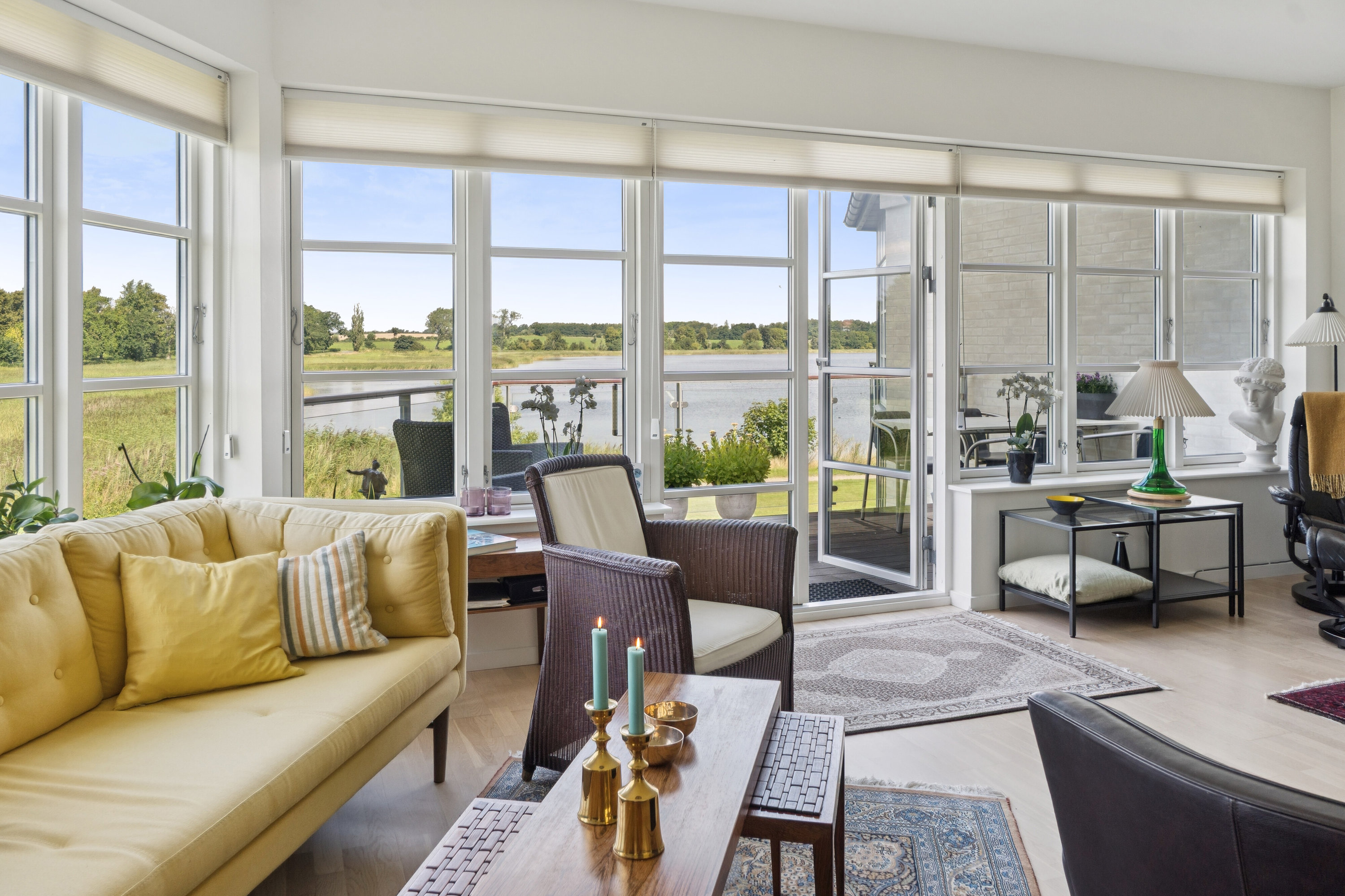 Fremhævet stue billede i fuldskærmstilstand. Billede af Jernbanevej 12A, 1., 4720 Præstø