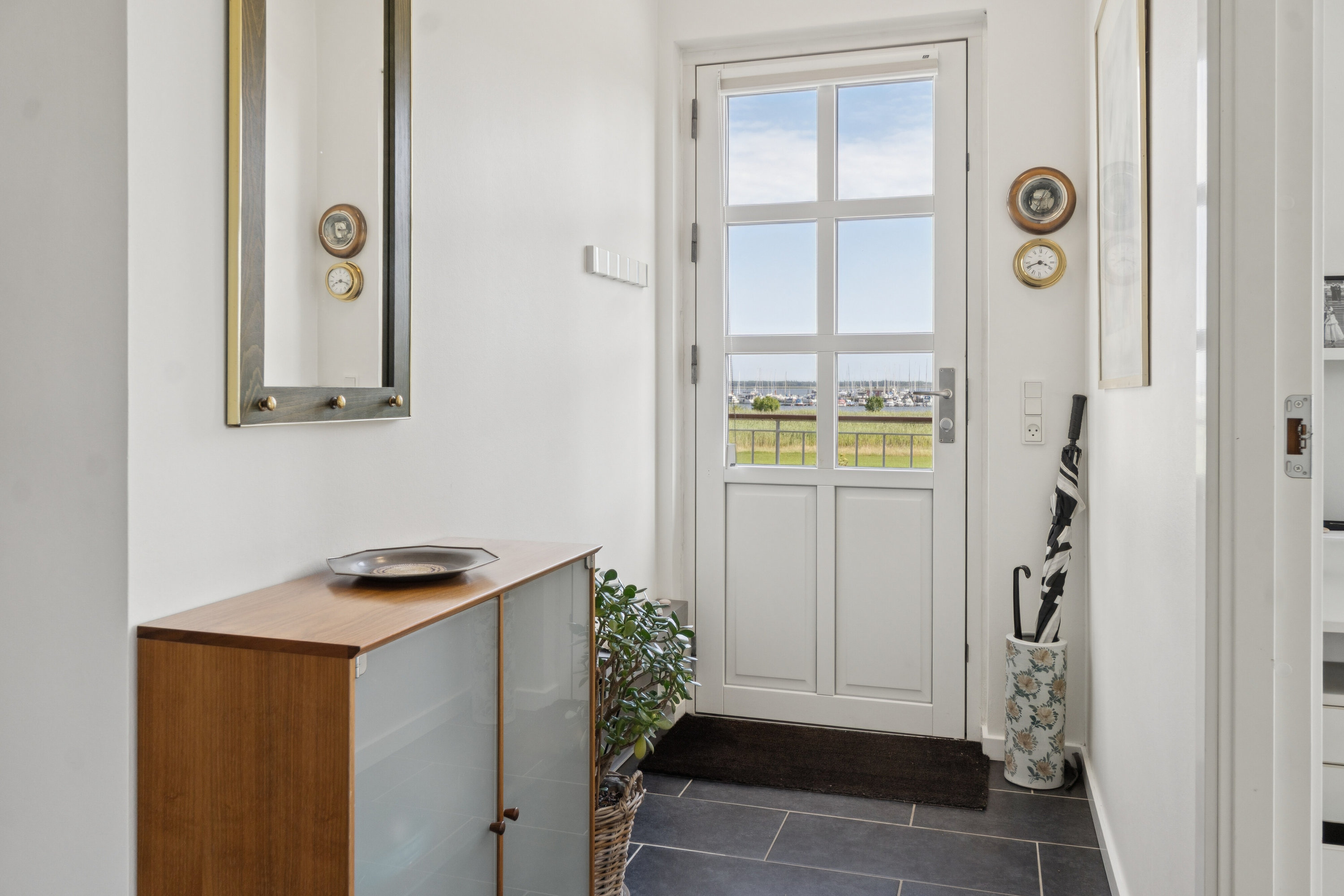 Fremhævet entré billede i fuldskærmstilstand. Billede af Jernbanevej 12A, 1., 4720 Præstø