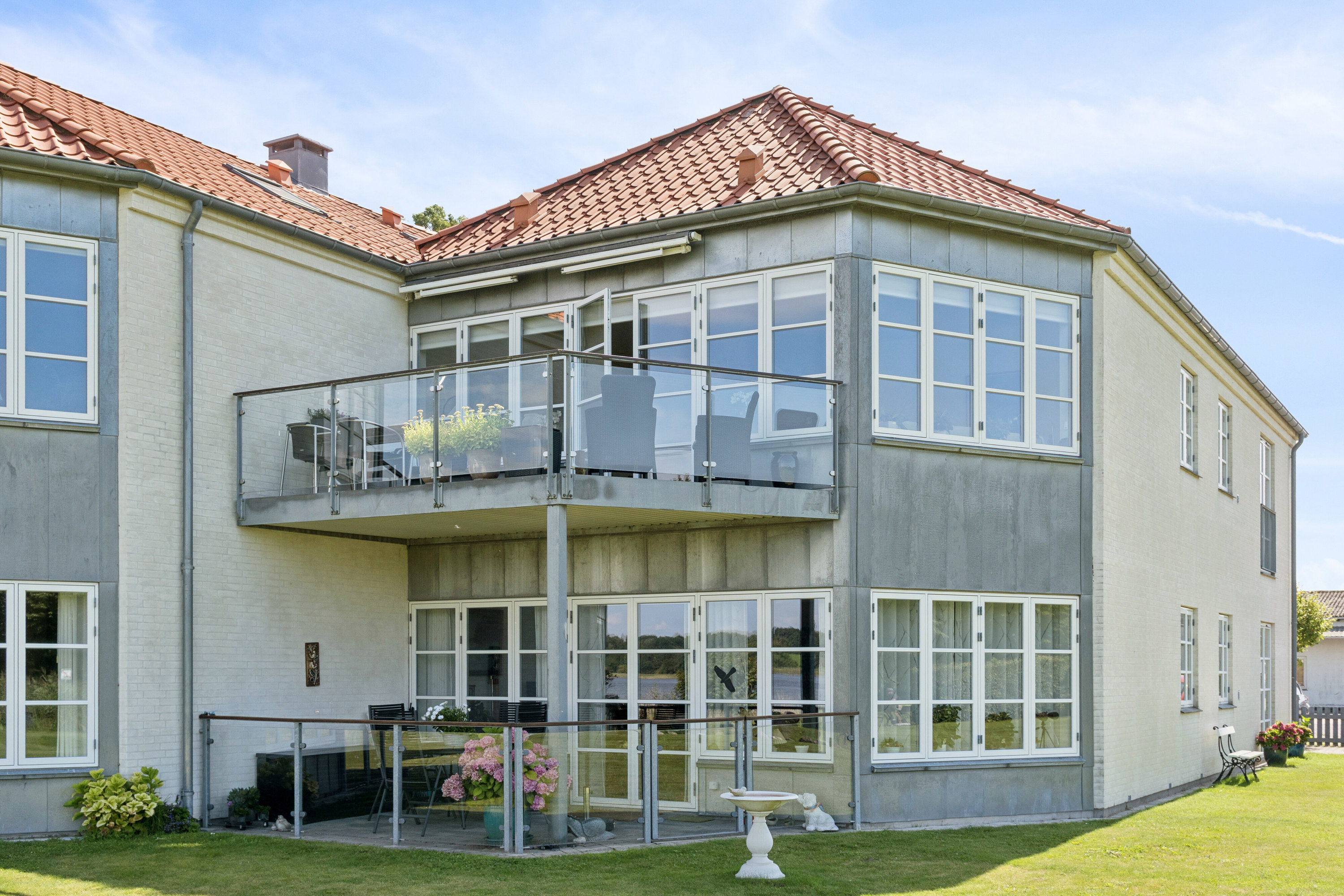 Fremhævet set fra vejen billede i fuldskærmstilstand. Billede af Jernbanevej 12A, 1., 4720 Præstø